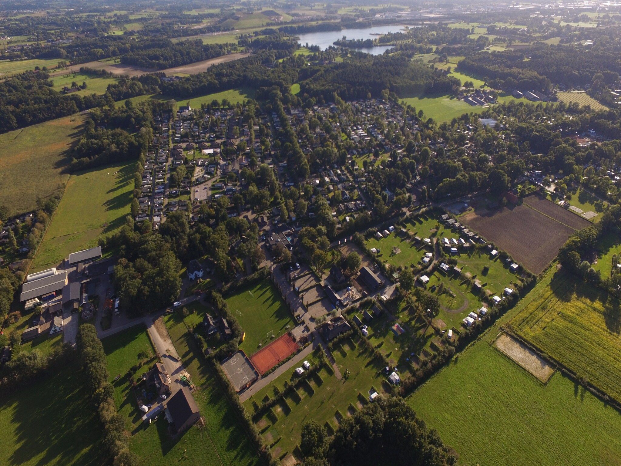 De buitenkant van Recreatiepark de Boshoek 22 in Voorthuizen