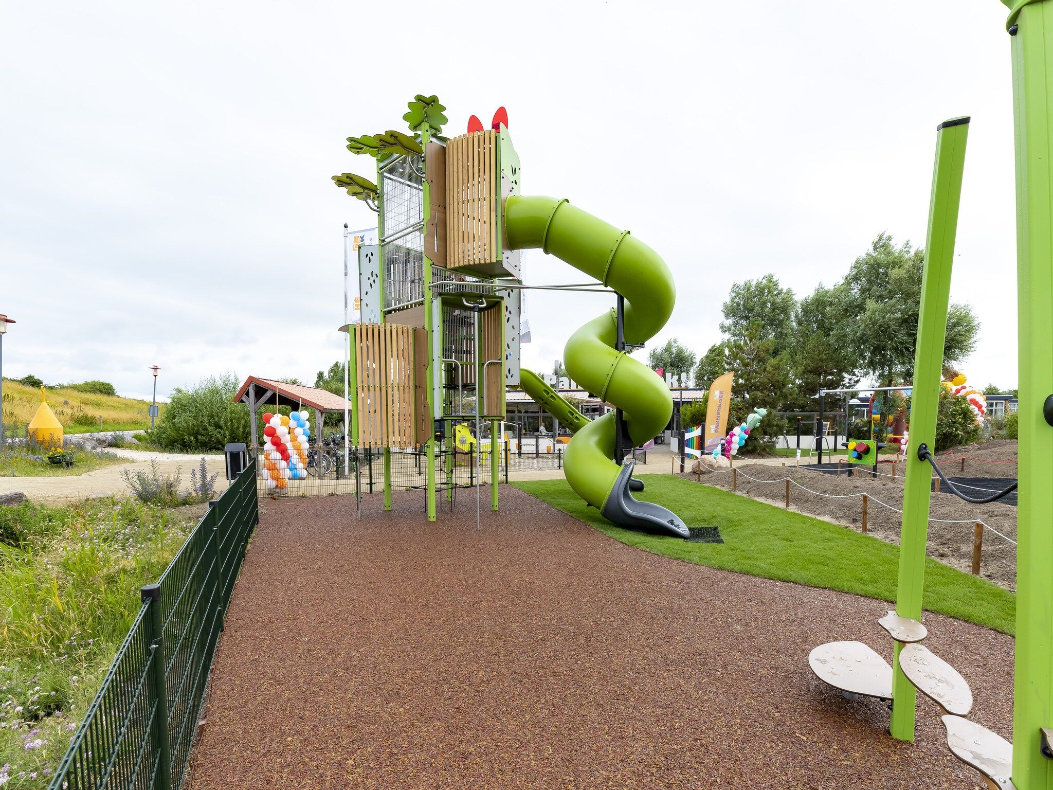 Parkfaciliteiten bij Strandpark Vlugtenburg 8 in 's-Gravenzande