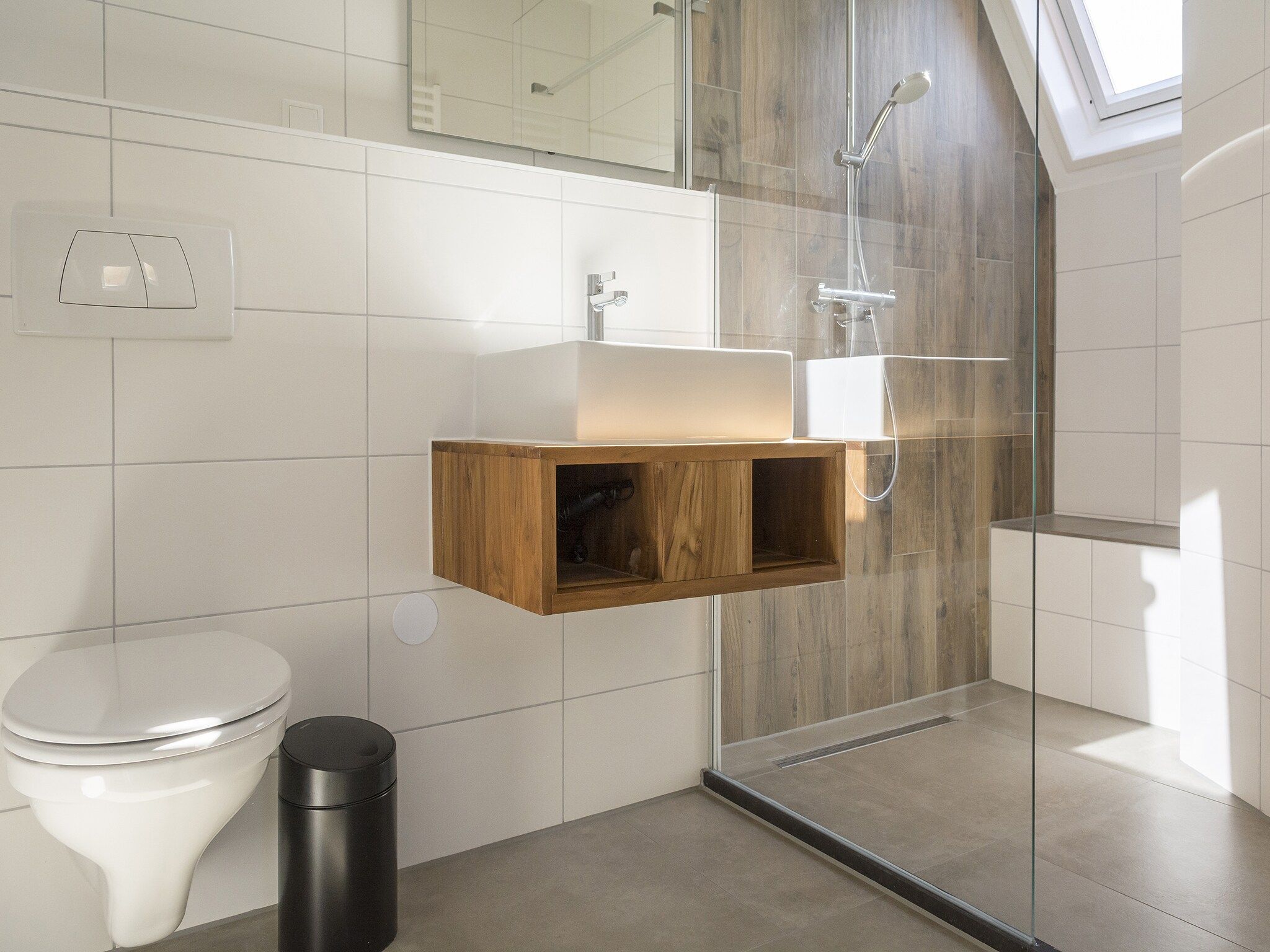 De badkamer van Bouwlust E11 in De Cocksdorp Texel