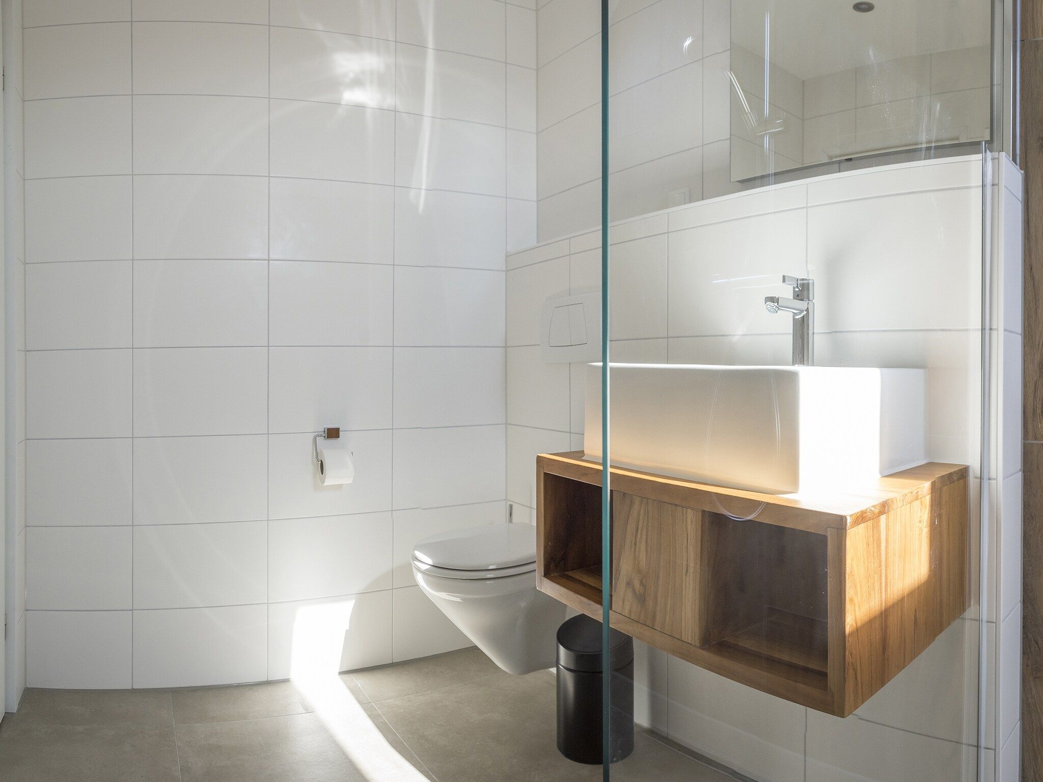 De badkamer van Bouwlust E11 in De Cocksdorp Texel