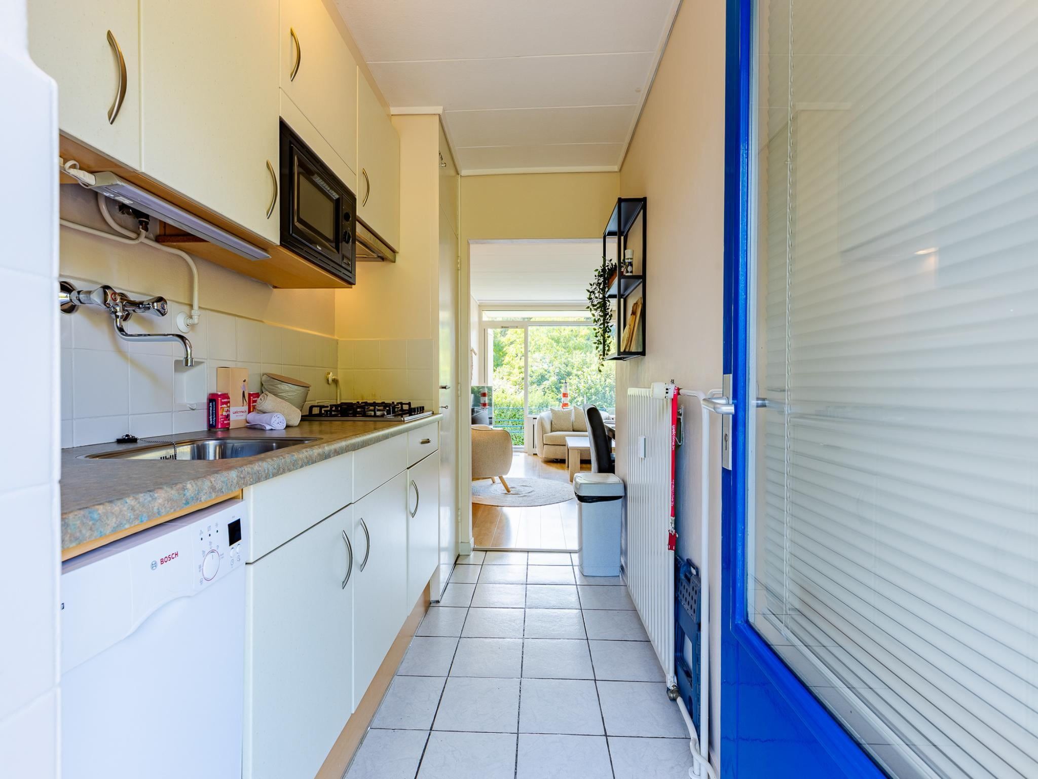 De keuken van Appartement Burg van Woelderenlaan in Vlissingen