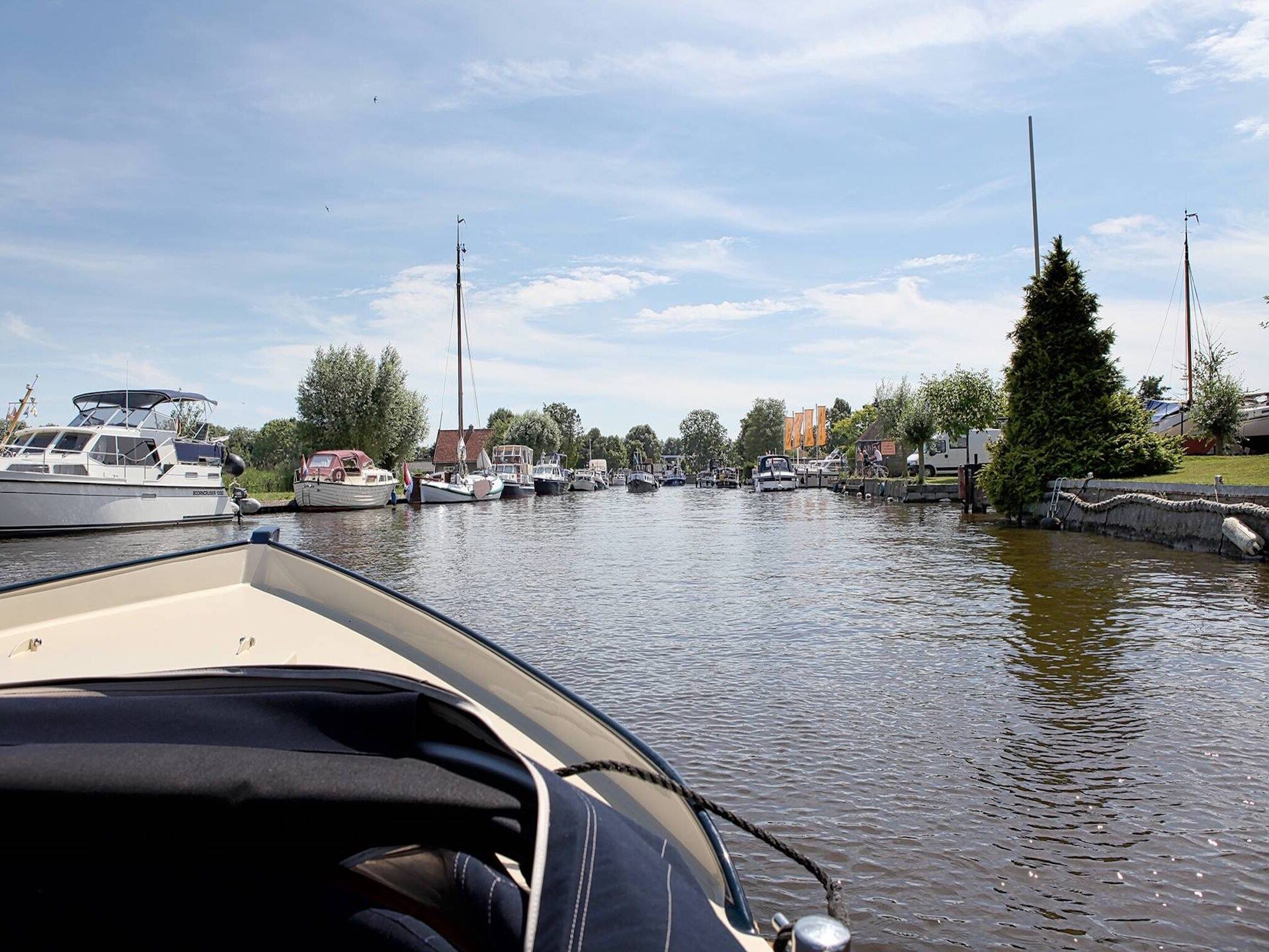 De omgeving van Waterstaete Ossenzijl 2 in Ossenzijl