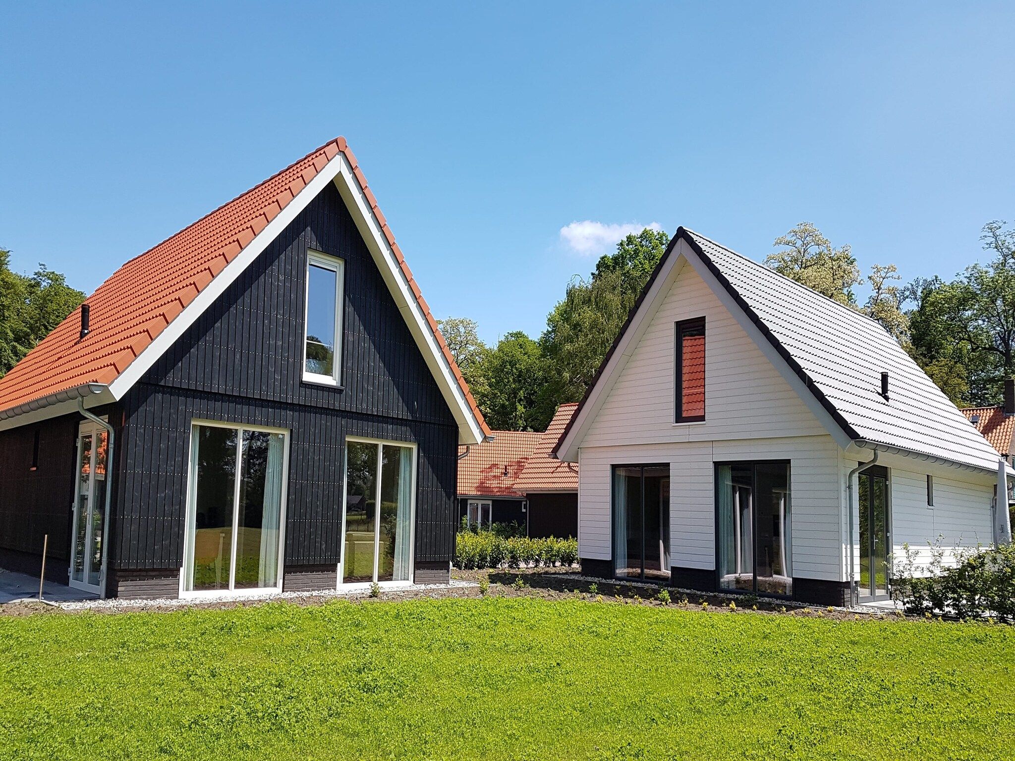 De buitenkant van Villapark Ehzerburg 1 in Almen