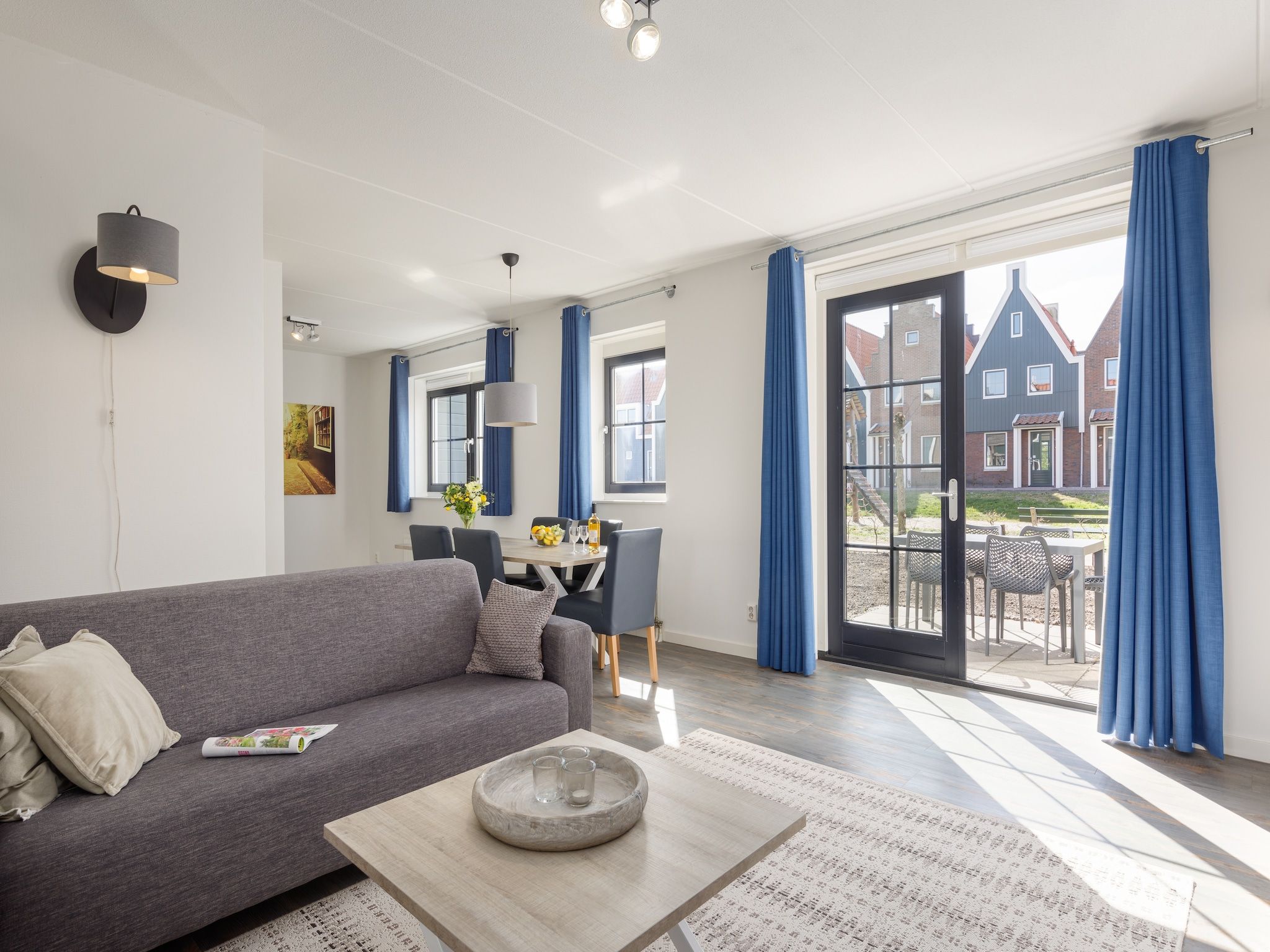 De woonkamer van Marinapark Volendam 9 in Volendam