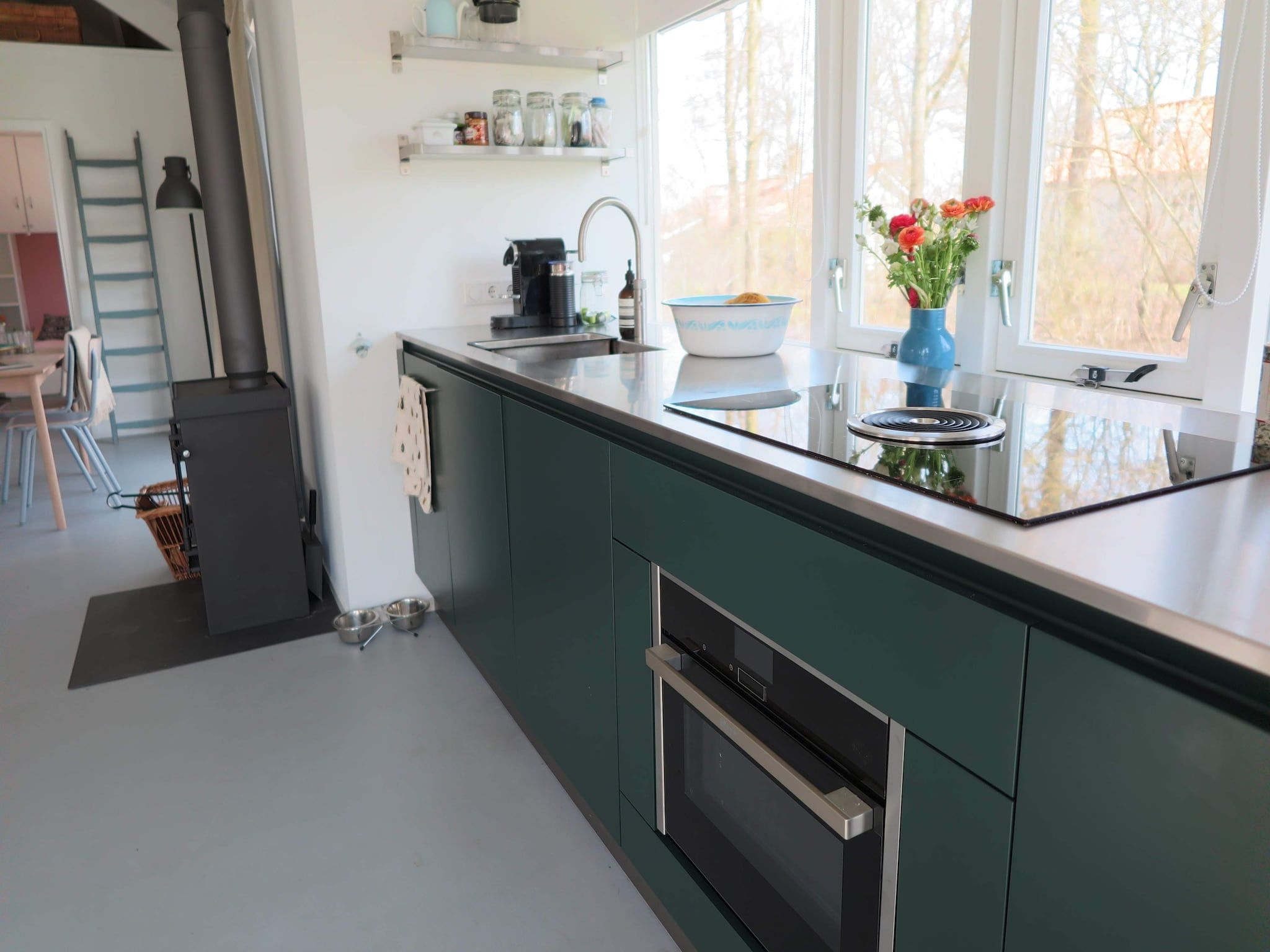 De keuken van Vebenabos 14-Bos en Duin in Koudekerke-Dishoek