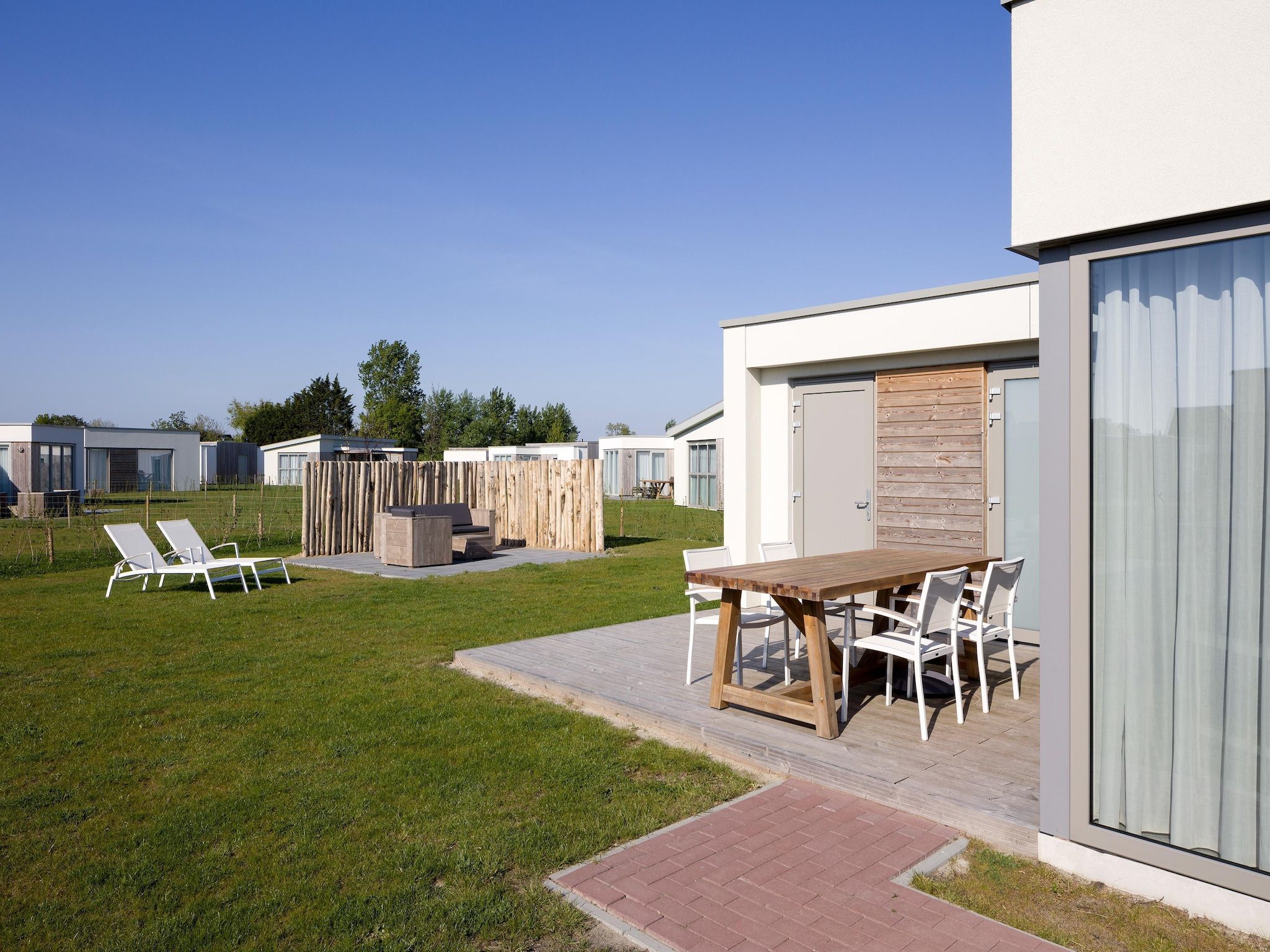 De buitenkant van Beach Resort Nieuwvliet-Bad 7 in Nieuwvliet-Bad