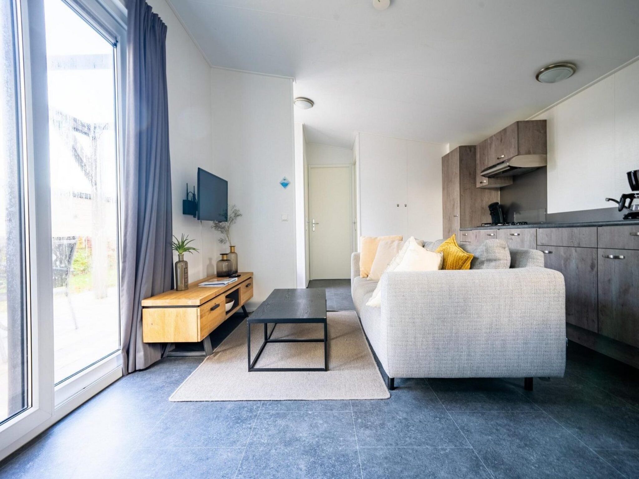 De woonkamer van Pavilion 5 in Otterlo