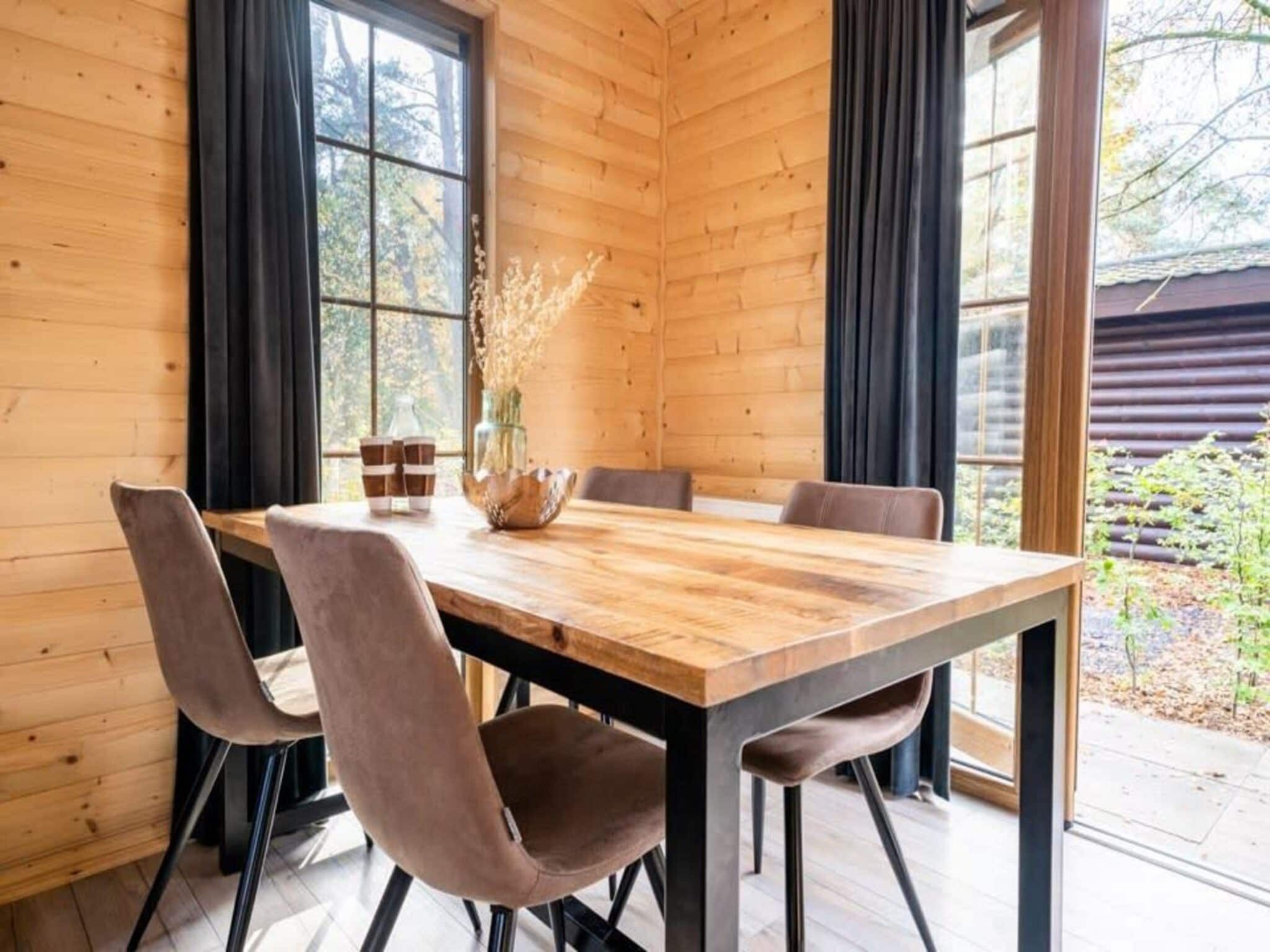 De eetkamer van Boekhorst 5 in Otterlo