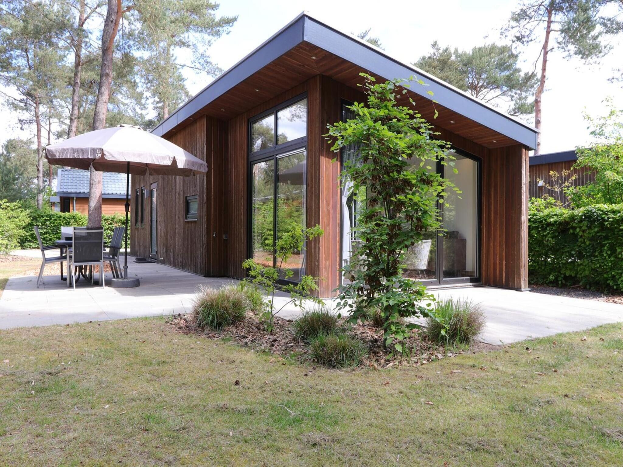 De buitenkant van Pavilion 6 in Otterlo