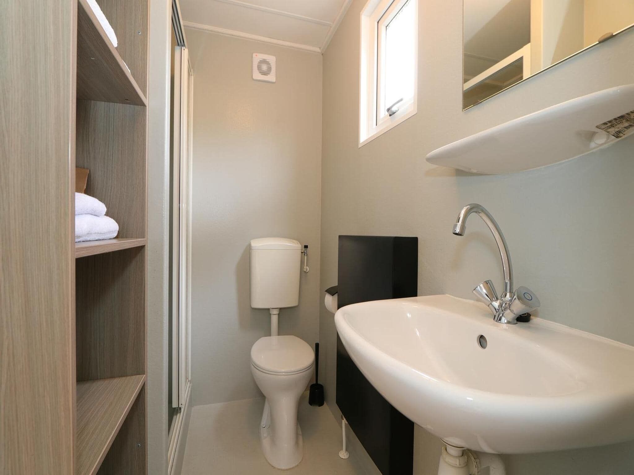 De badkamer van Mobilehome 6 in Otterlo