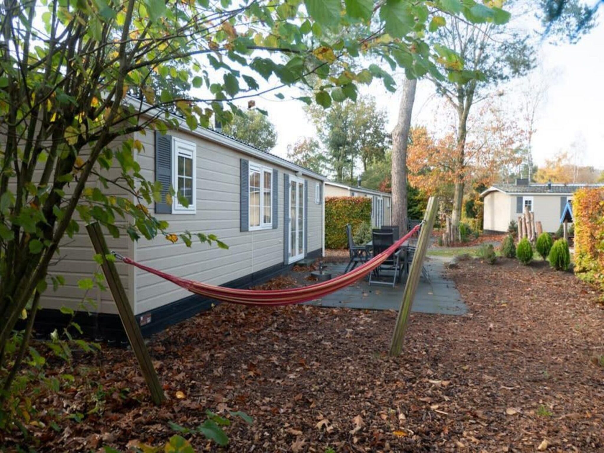 De buitenkant van Mobilehome 6 in Otterlo