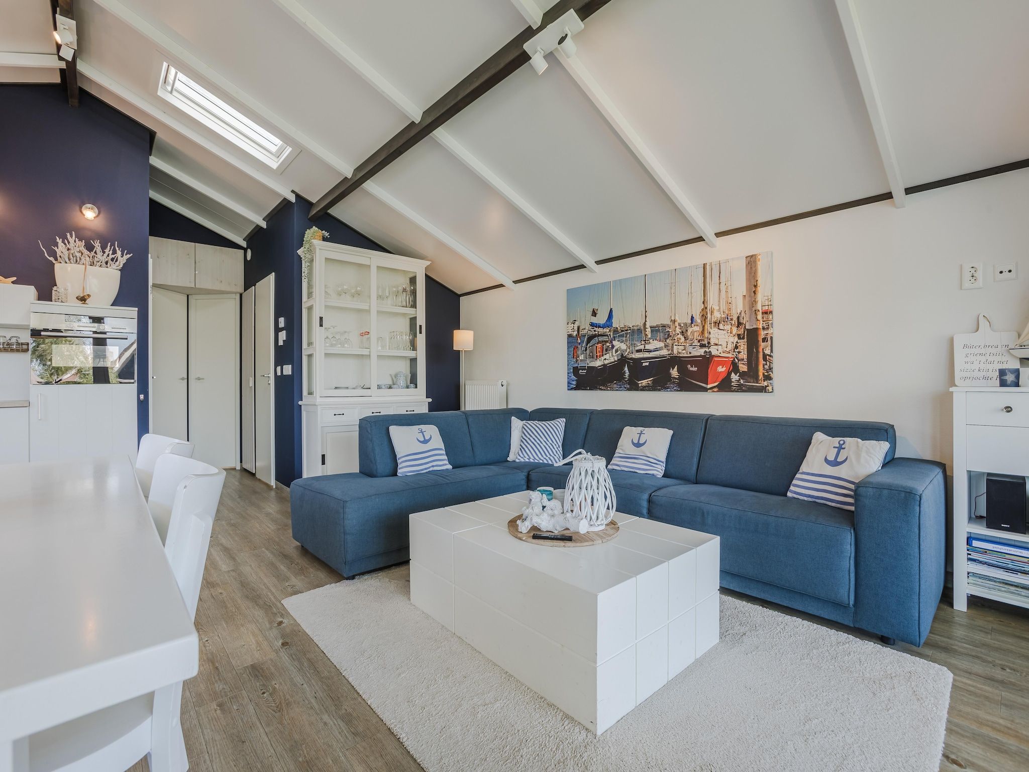 De woonkamer van Waterpark Terkaple 1 in Terkaple