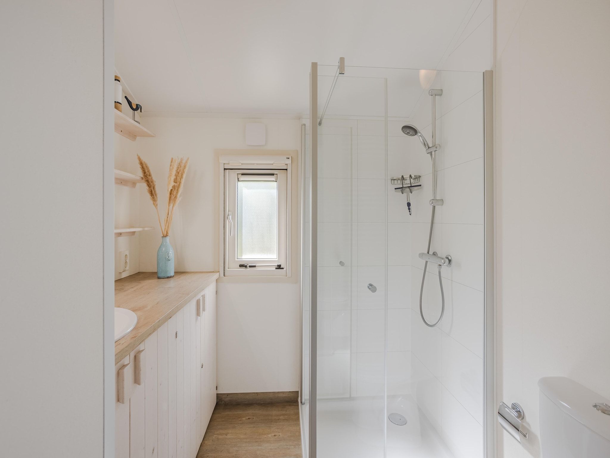 De badkamer van Waterpark Terkaple 1 in Terkaple