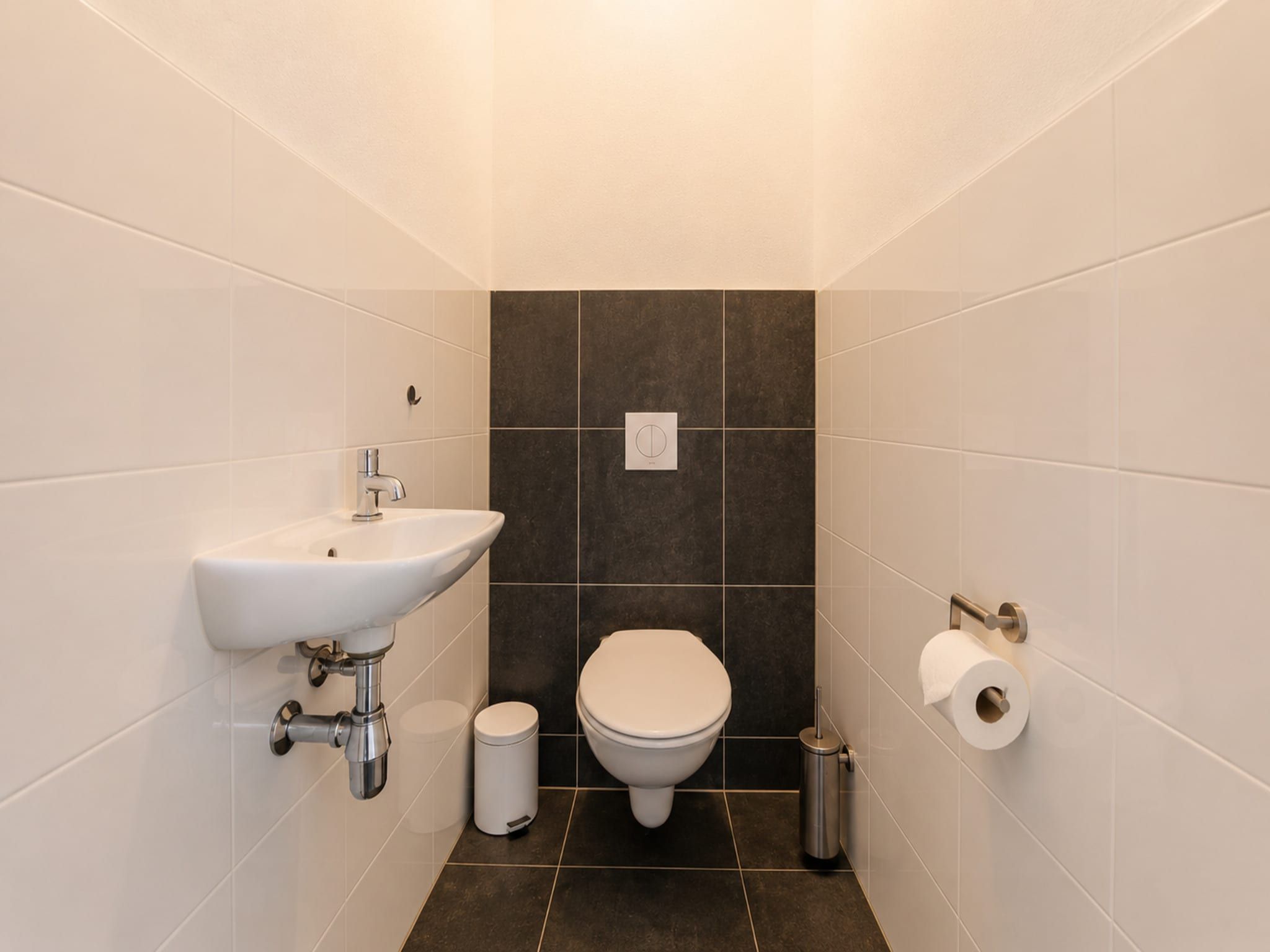 De badkamer van Appartement Duinhof Dishoek 13H - 6 pers de luxe in Koudekerke