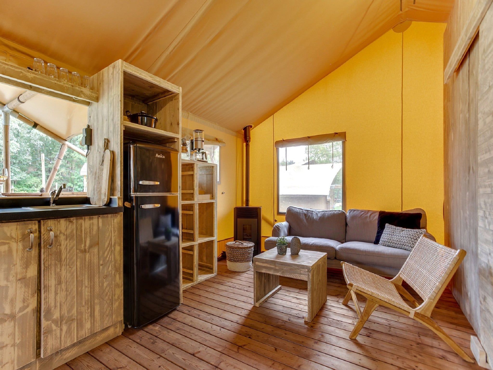 De woonkamer van Vakantiepark Sandberghe 9 in Uden