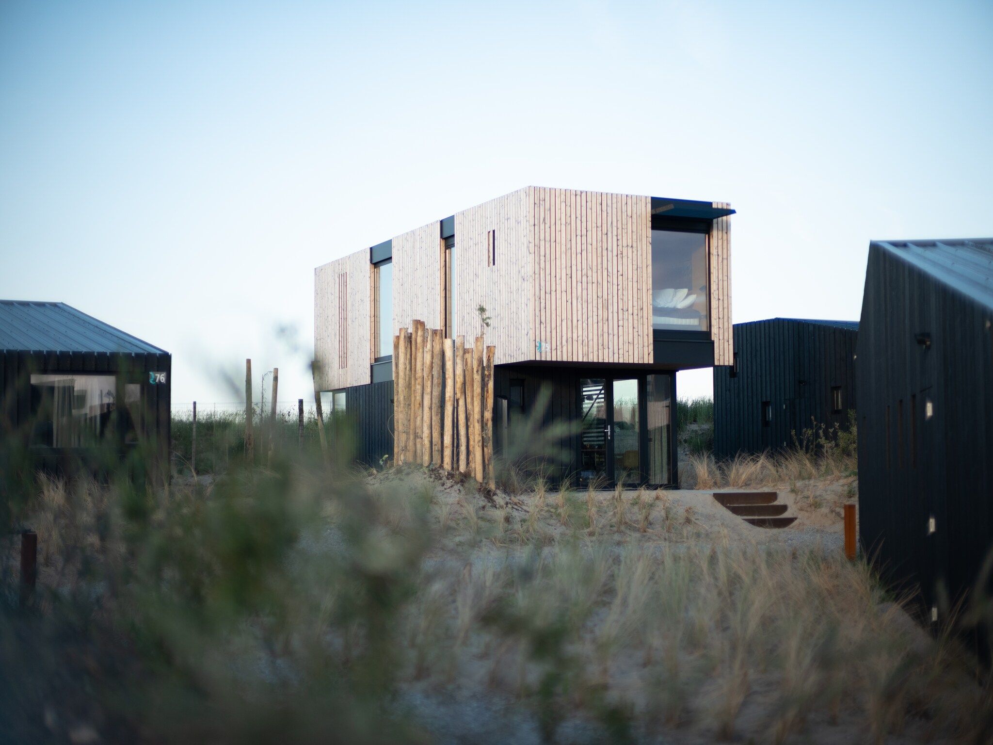 De buitenkant van Sea Lodges Zandvoort 6 in Zandvoort