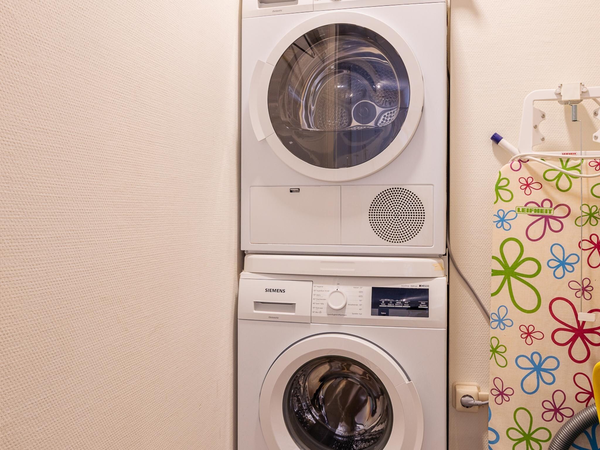 Voorzieningen bij Appartement Duinhof Dishoek 13M - 6 personen de luxe in Koudekerke