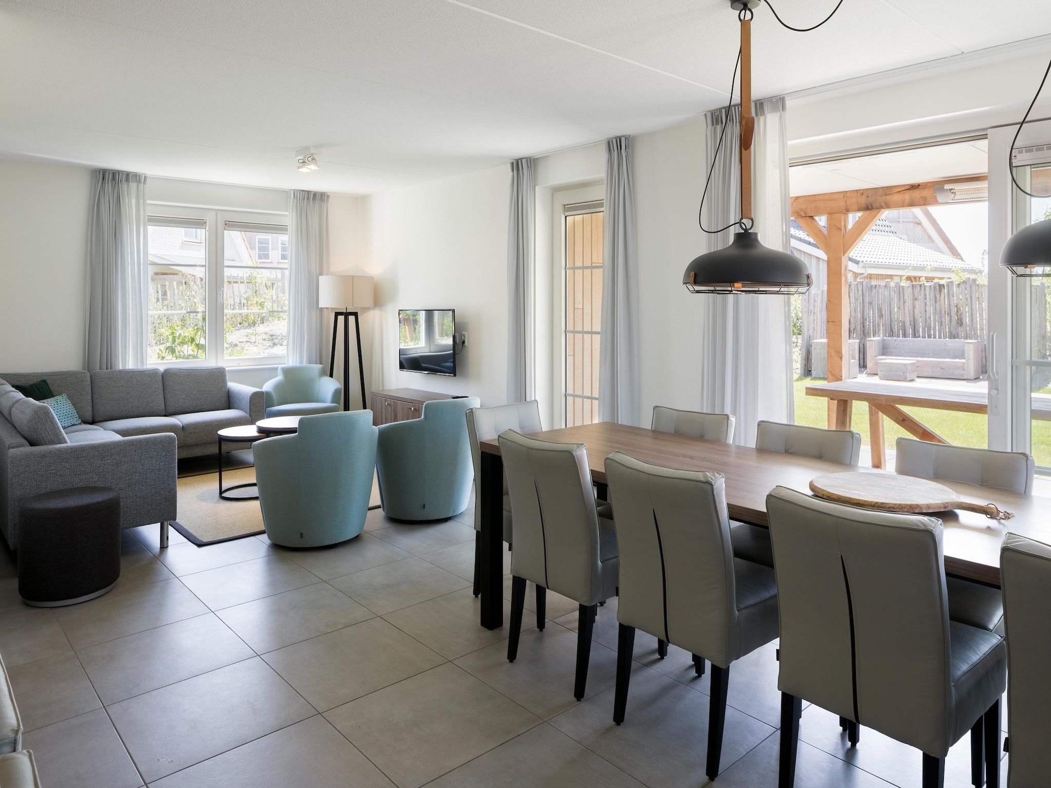 De eetkamer van Beach Resort Nieuwvliet-Bad 9 in Nieuwvliet-Bad