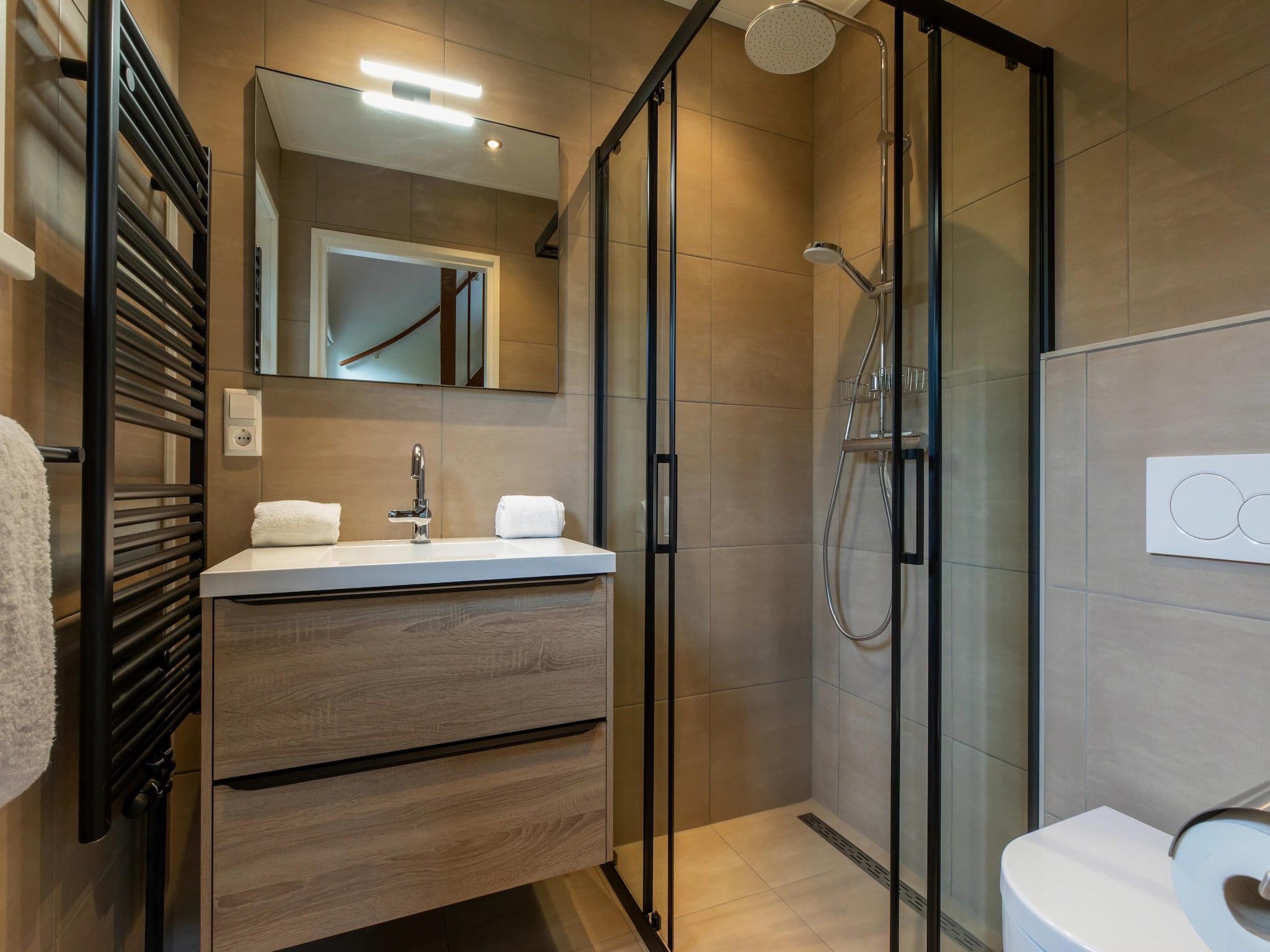 De badkamer van Vroondijk 2- Zeepeertje in Vrouwenpolder
