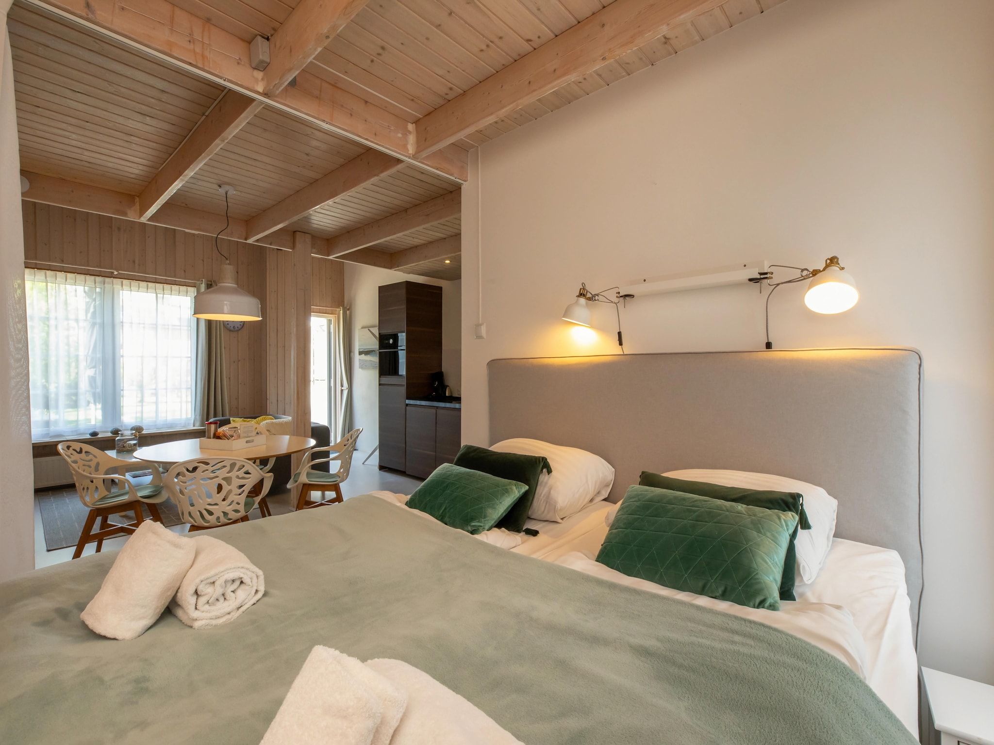 Een slaapkamer van Molenweg 27a in Zoutelande