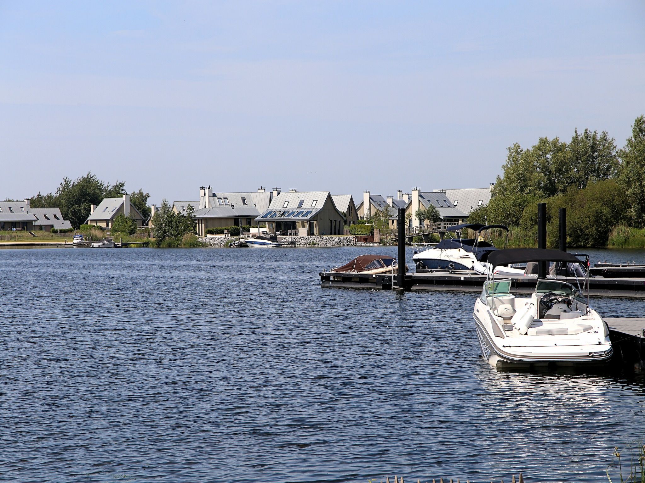 Parkfaciliteiten bij Resort Waterrijk Oesterdam 6 in Tholen