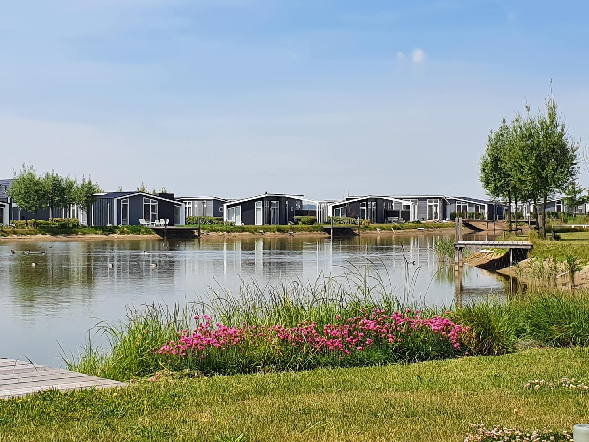 Parkfaciliteiten bij Water Resort Oosterschelde 39 in Wemeldinge