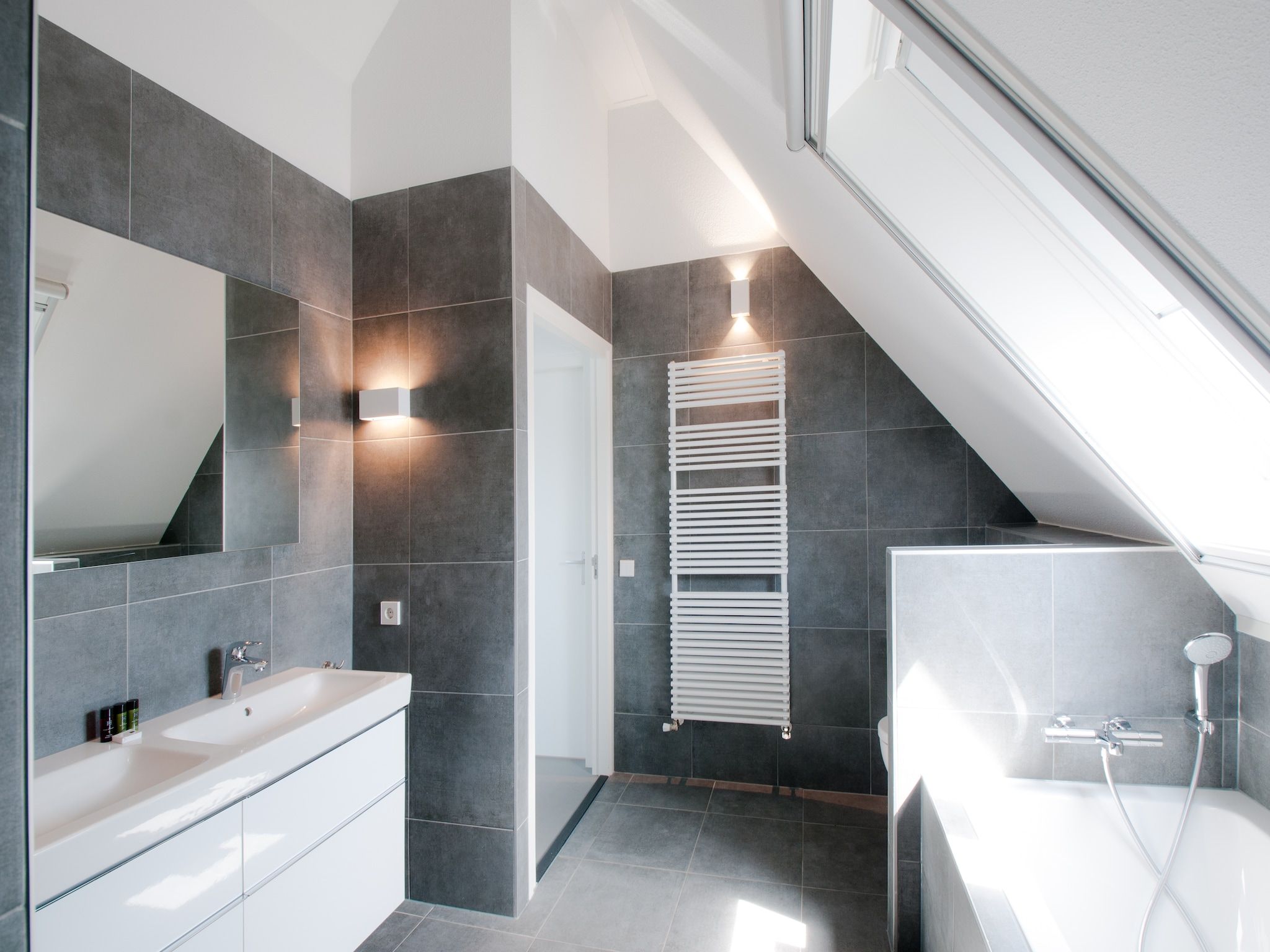 De badkamer van Resort Waterrijk Oesterdam 9 in Tholen