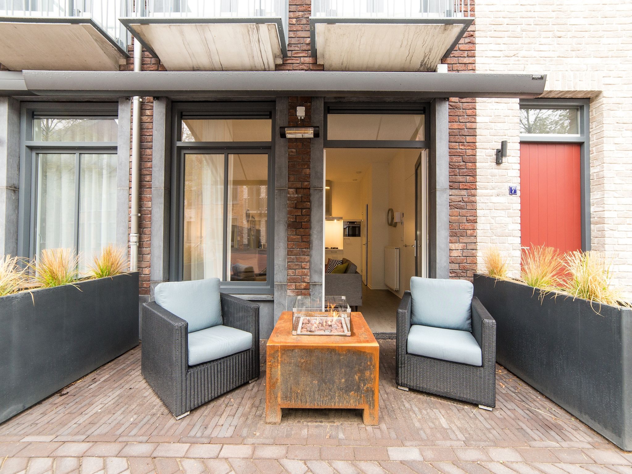 Het terras van Resort Maastricht 21 in Maastricht