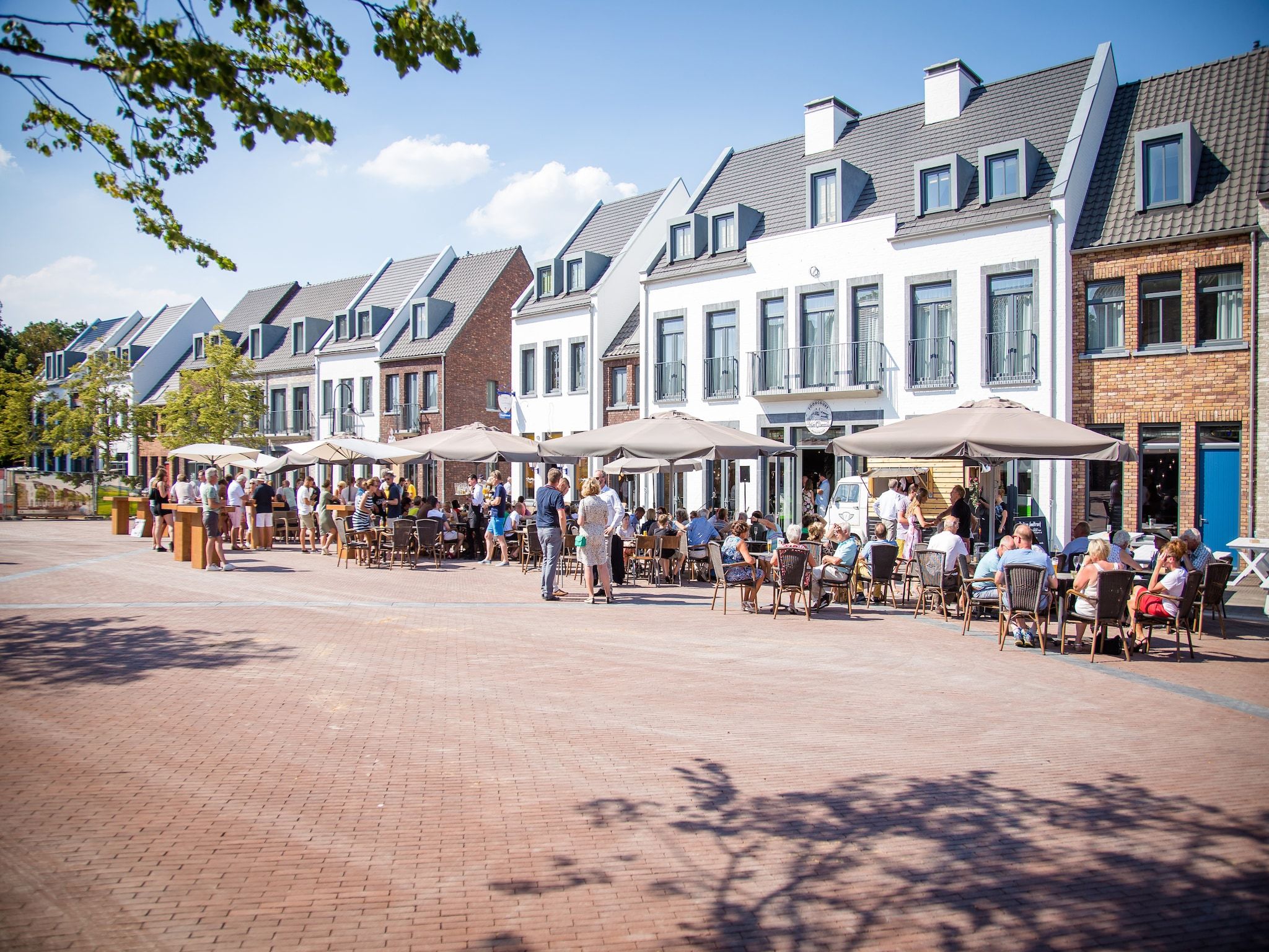 De buitenkant van Resort Maastricht 12 in Maastricht