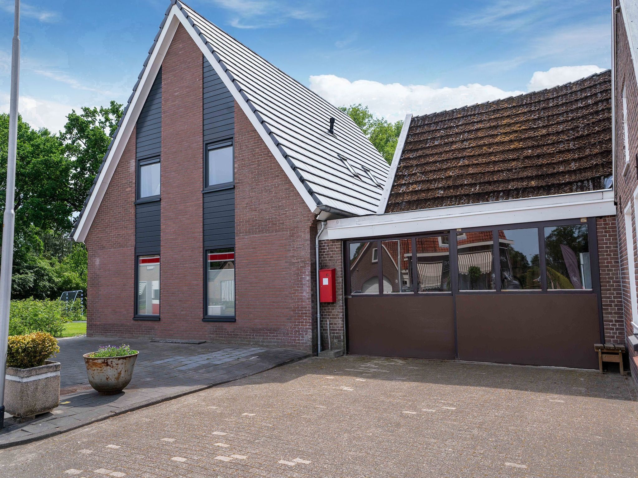 De buitenkant van Sallands Genieten in Lemele