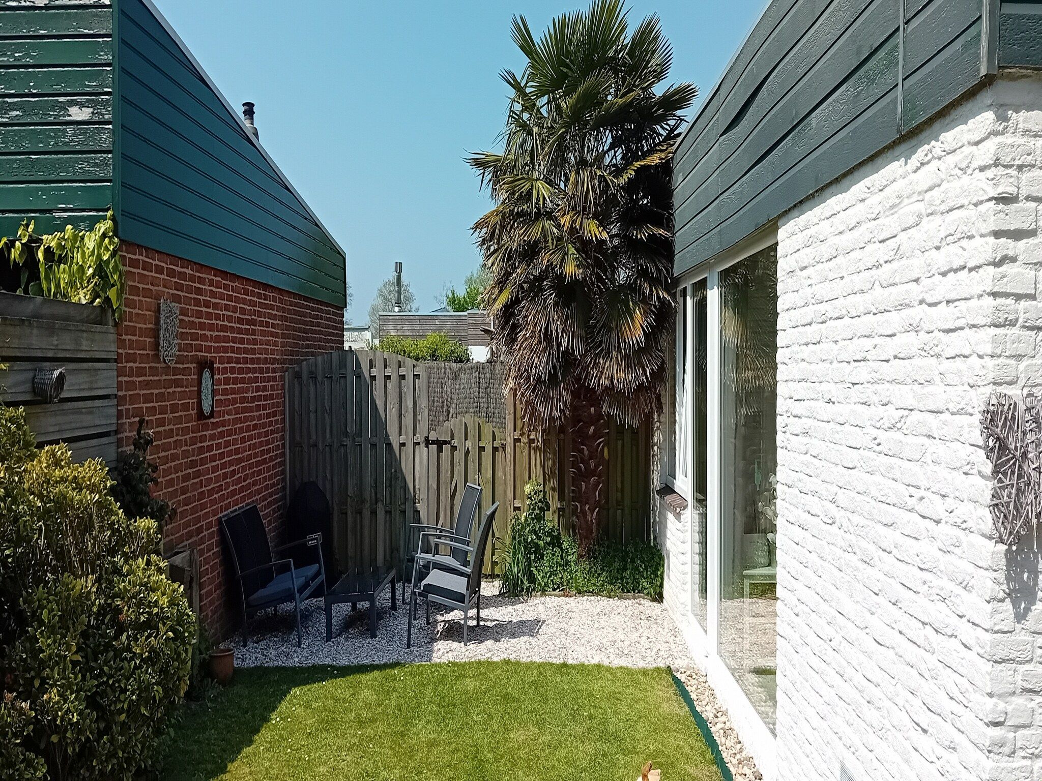 Het terras van Royal Palm in Noordwijkerhout