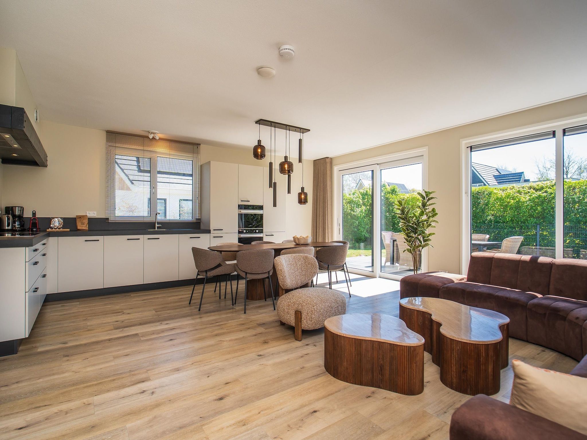 De woonkamer van So What 21 in De Koog Texel
