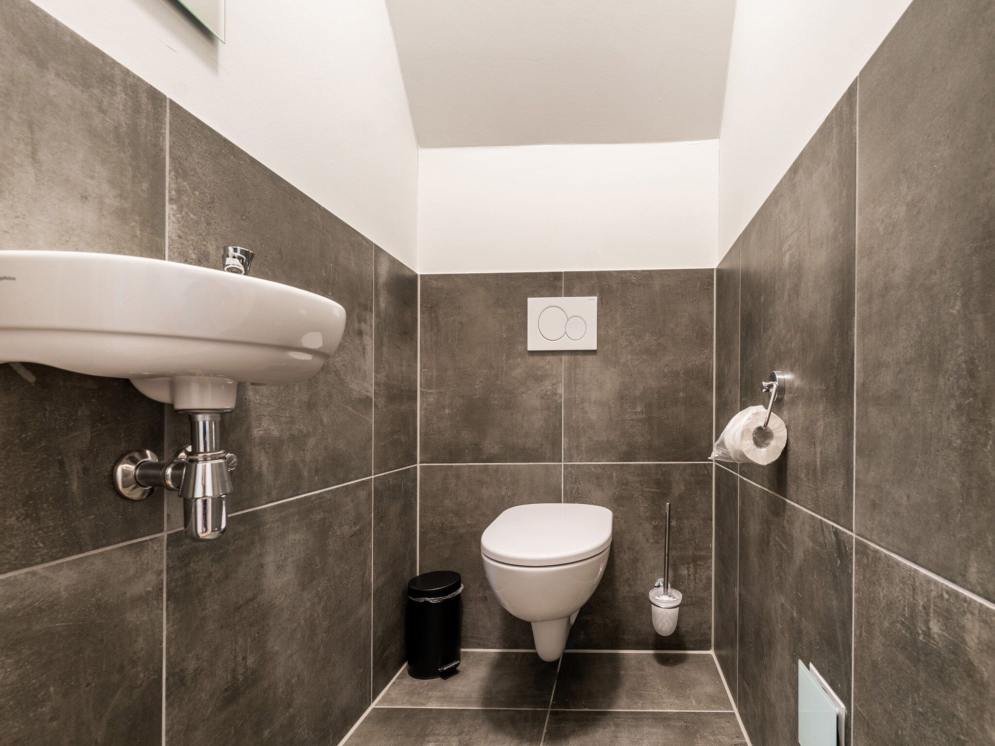 De badkamer van So What 39 in De Koog Texel