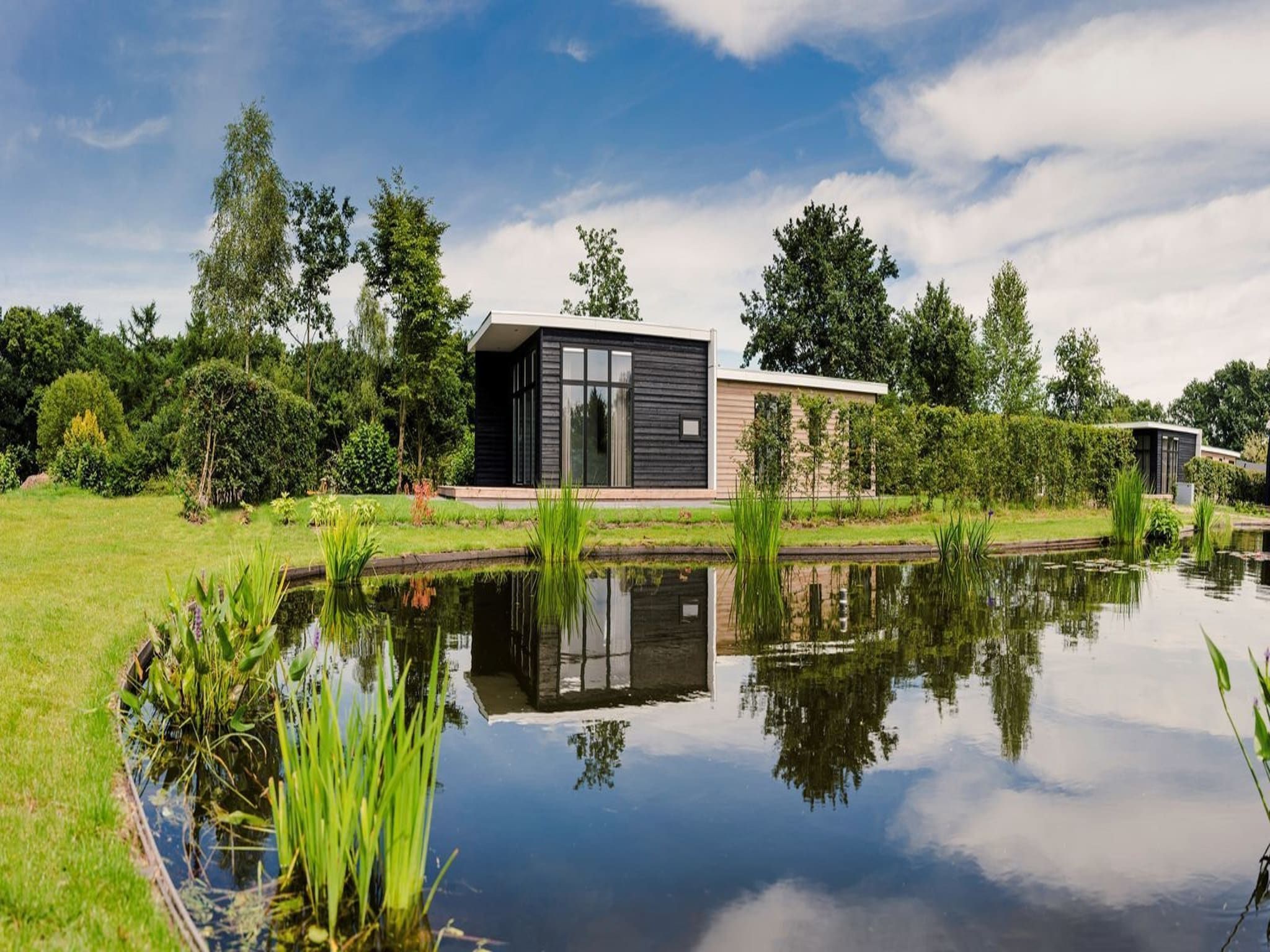 De buitenkant van Buitenplaats Holten 7 in Rijssen