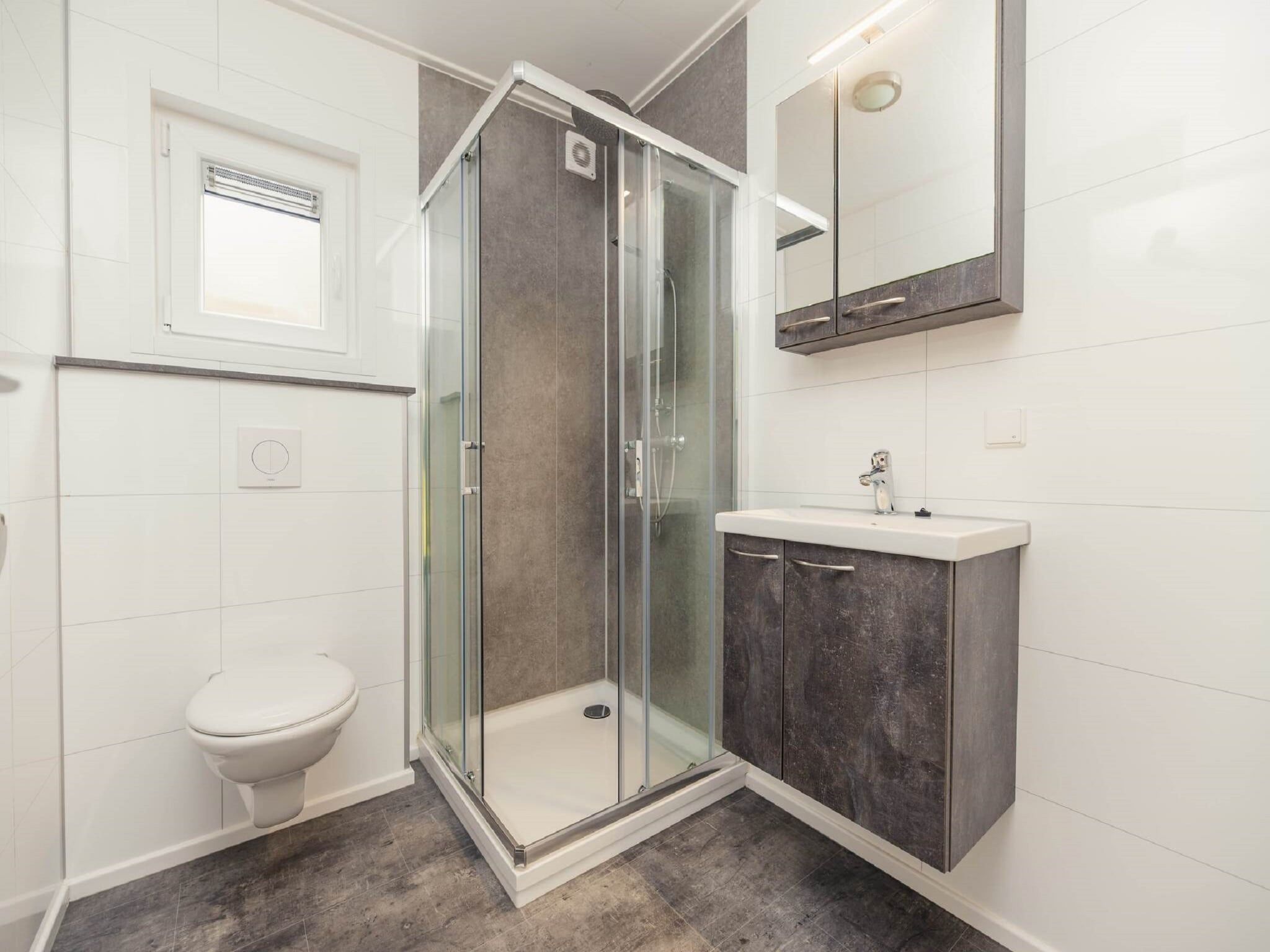 De badkamer van Buitenplaats Holten 8 in Rijssen