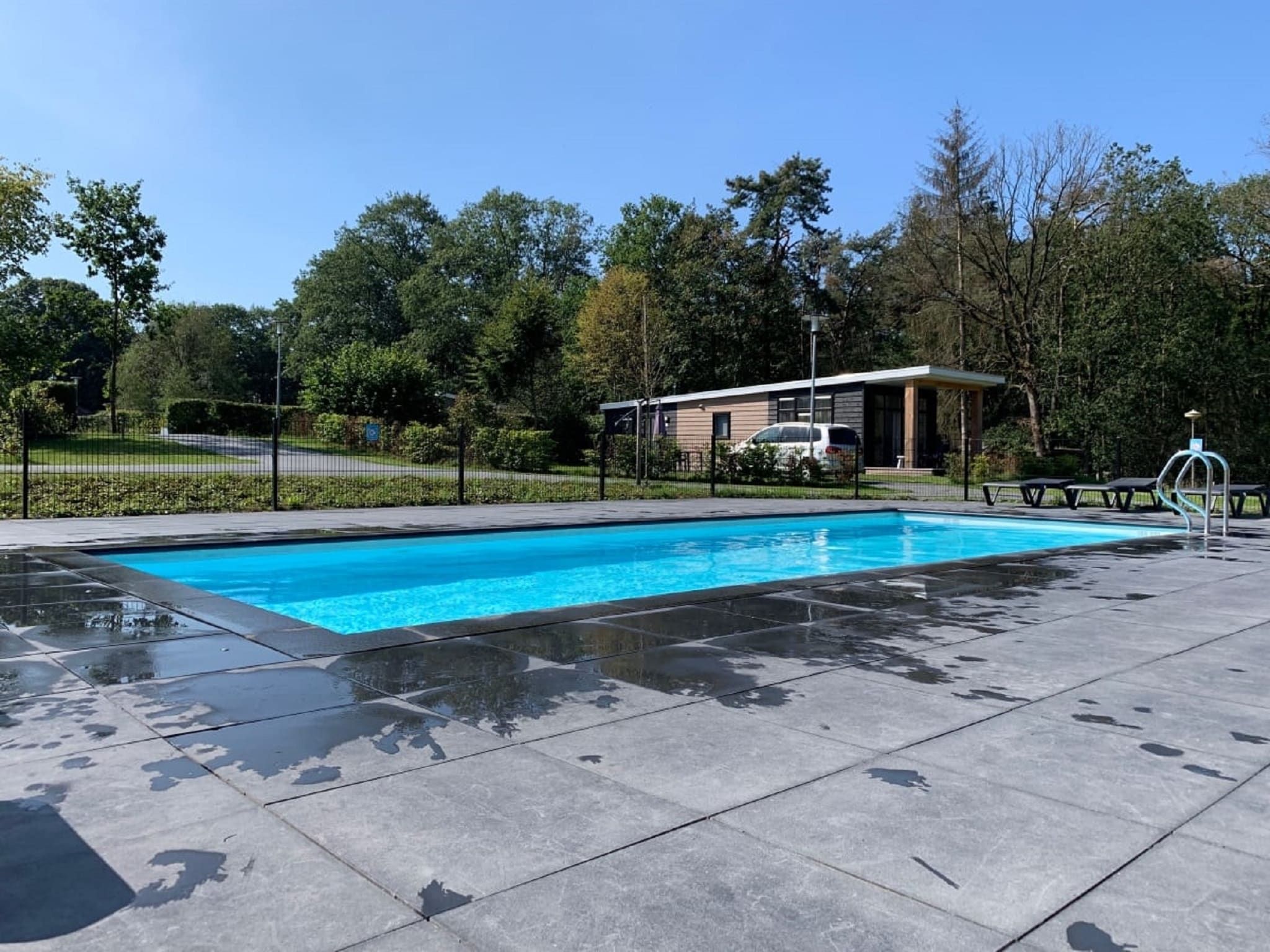Parkfaciliteiten bij Buitenplaats Holten 8 in Rijssen