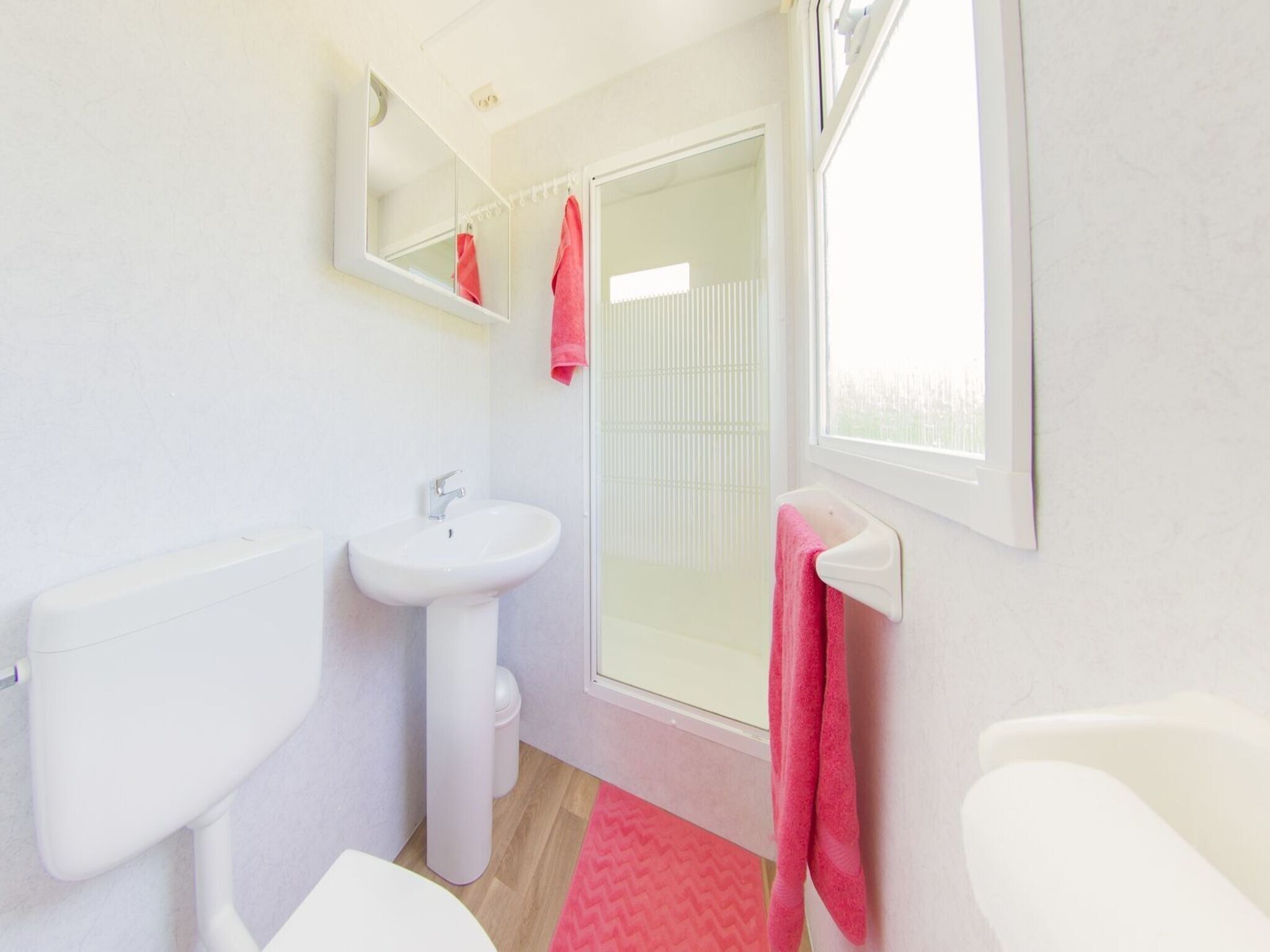 De badkamer van Vakantiepark Mölke 24 in Zuna