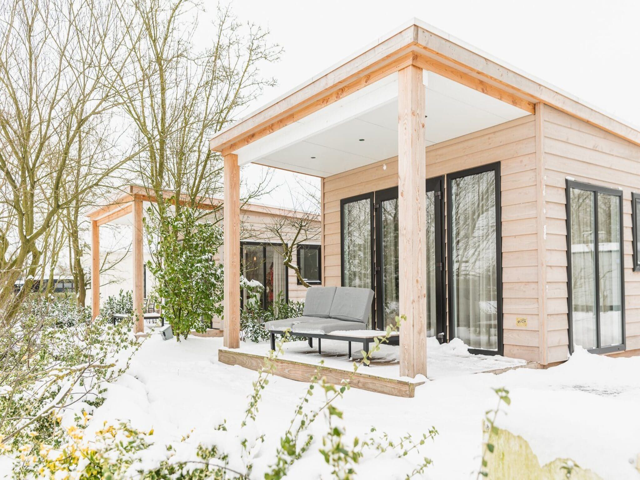 De buitenkant van Vakantiepark Mölke 25 in Zuna