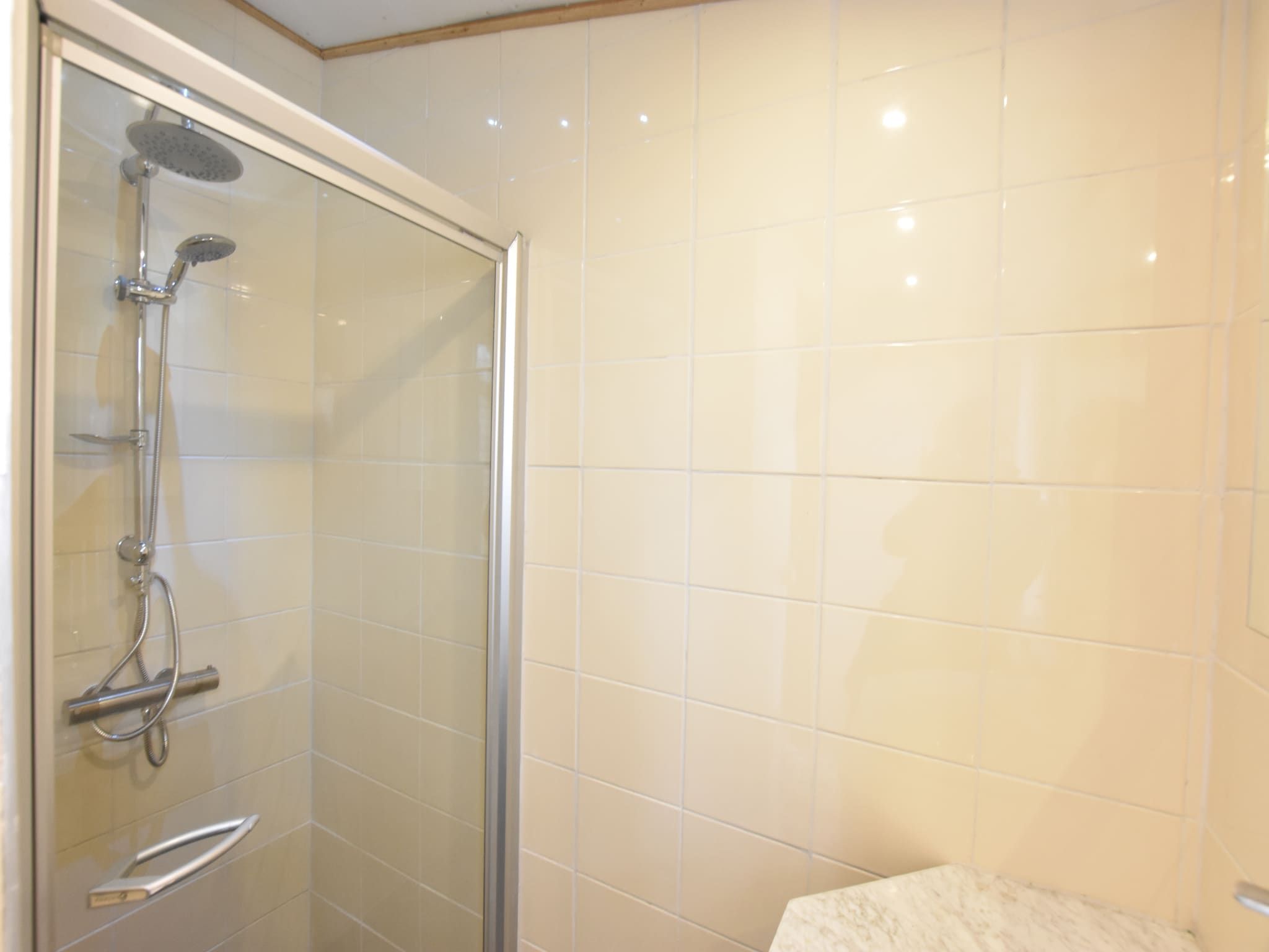 De badkamer van 't Schuurtje in Nieuwvliet