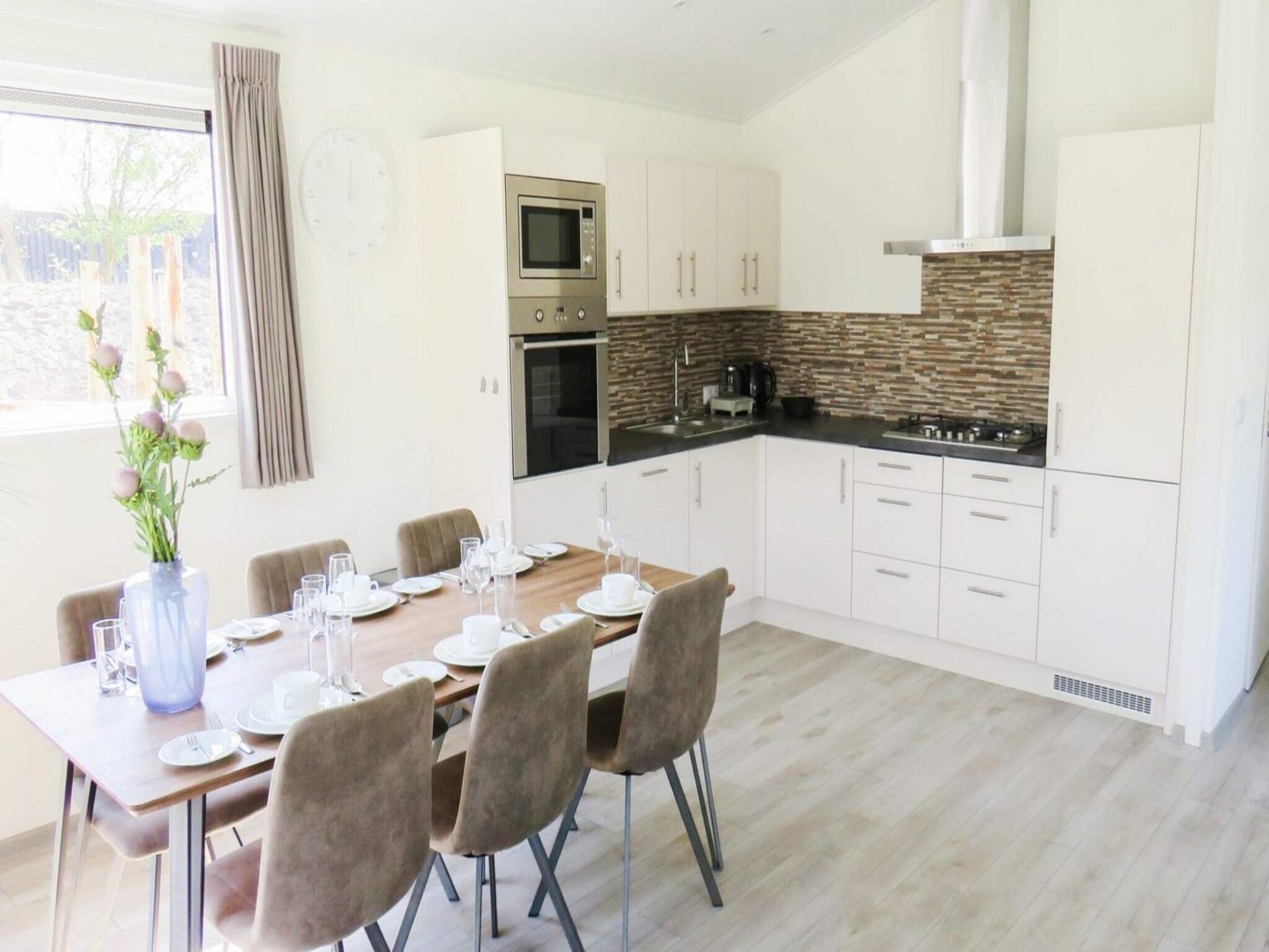 De eetkamer van Velthorst 6 in Kaatsheuvel