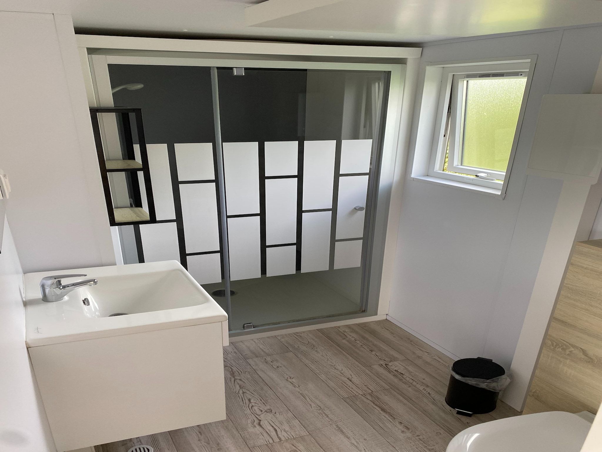De badkamer van Chalet Jildau in De Veenhoop