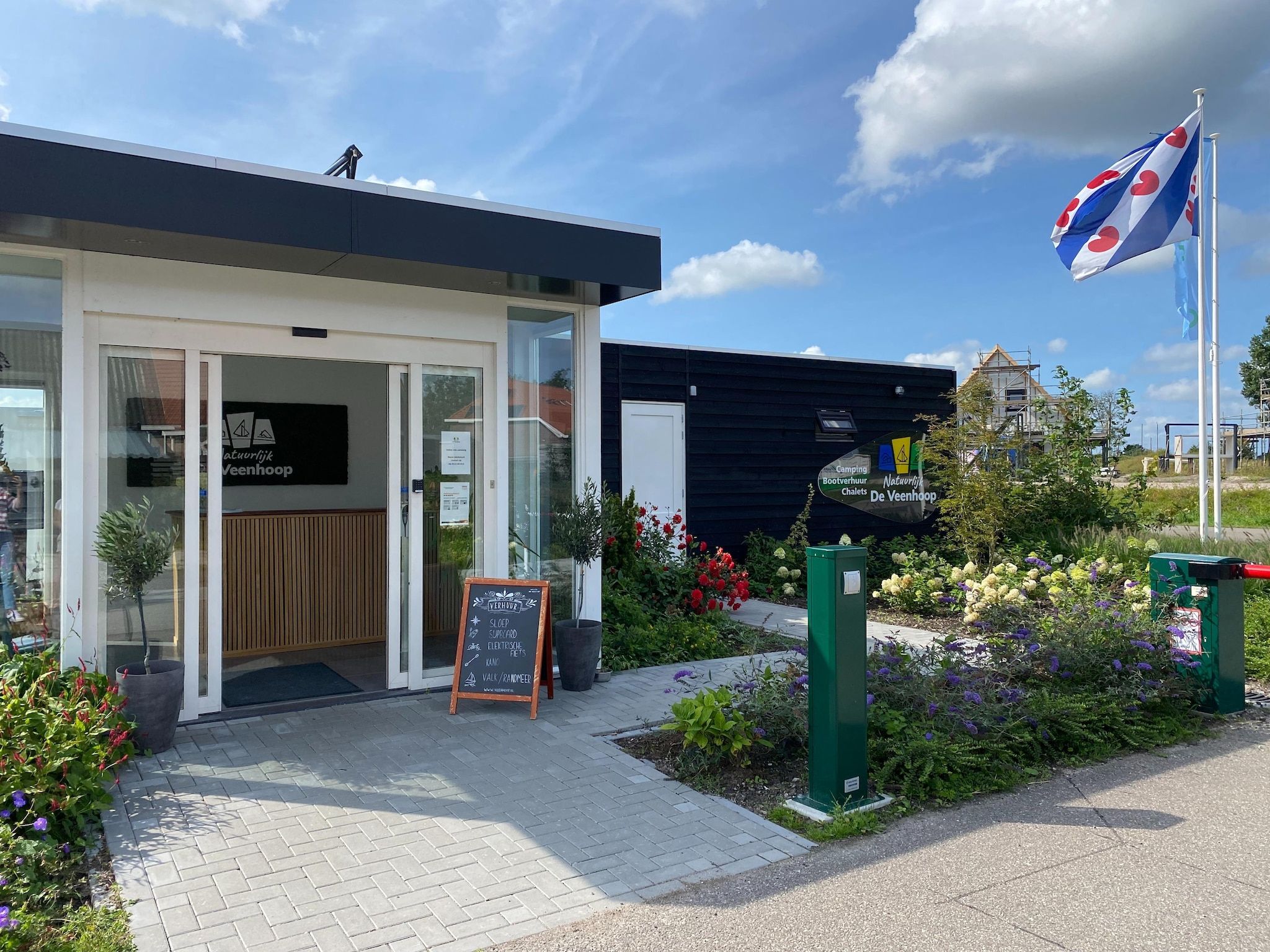 Parkfaciliteiten bij Chalet Imke in De Veenhoop