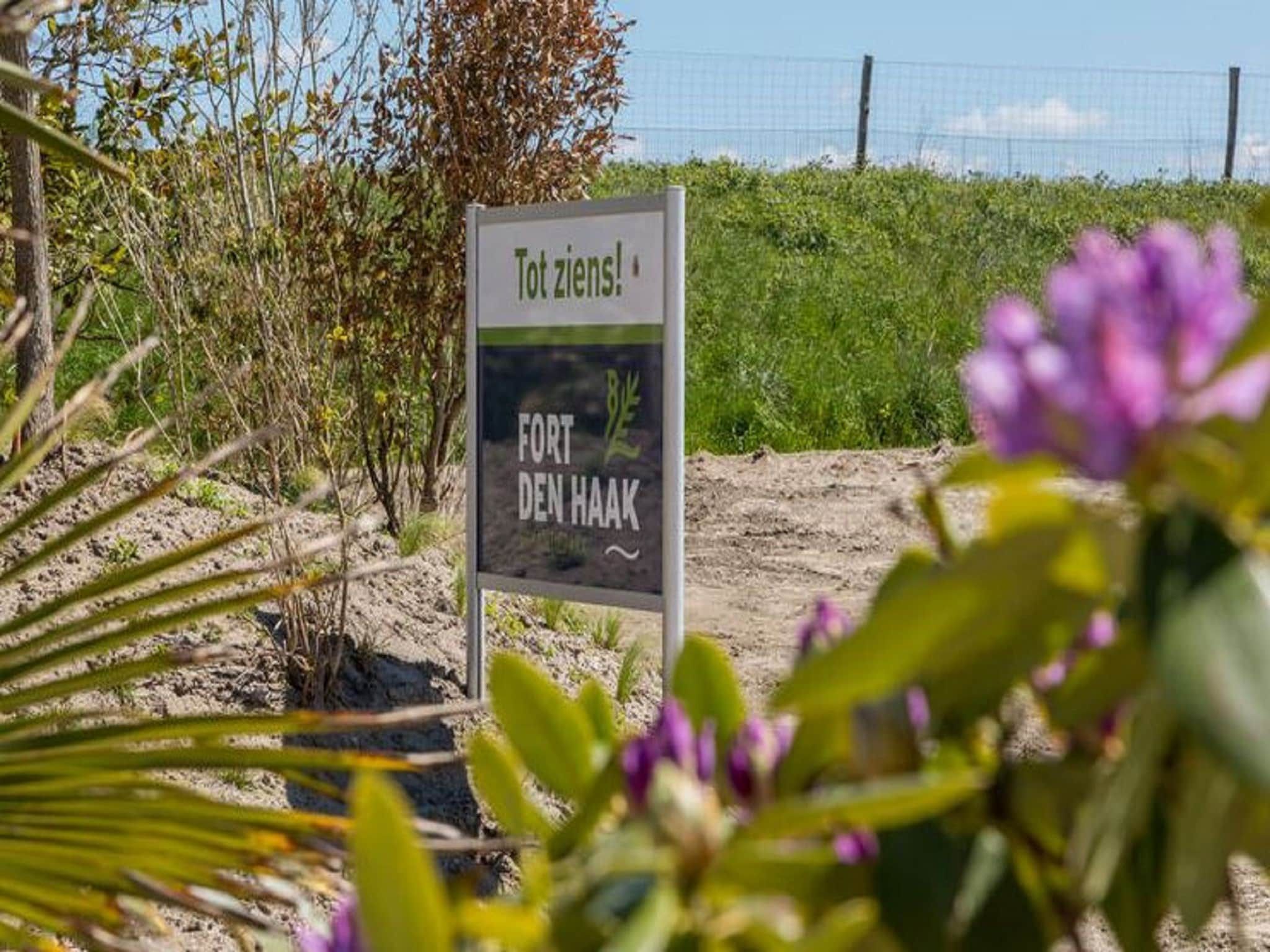 Sfeerbeeld van Fort den Haak - Chalet 1 t/m 10 huisdiervrij in Vrouwenpolder