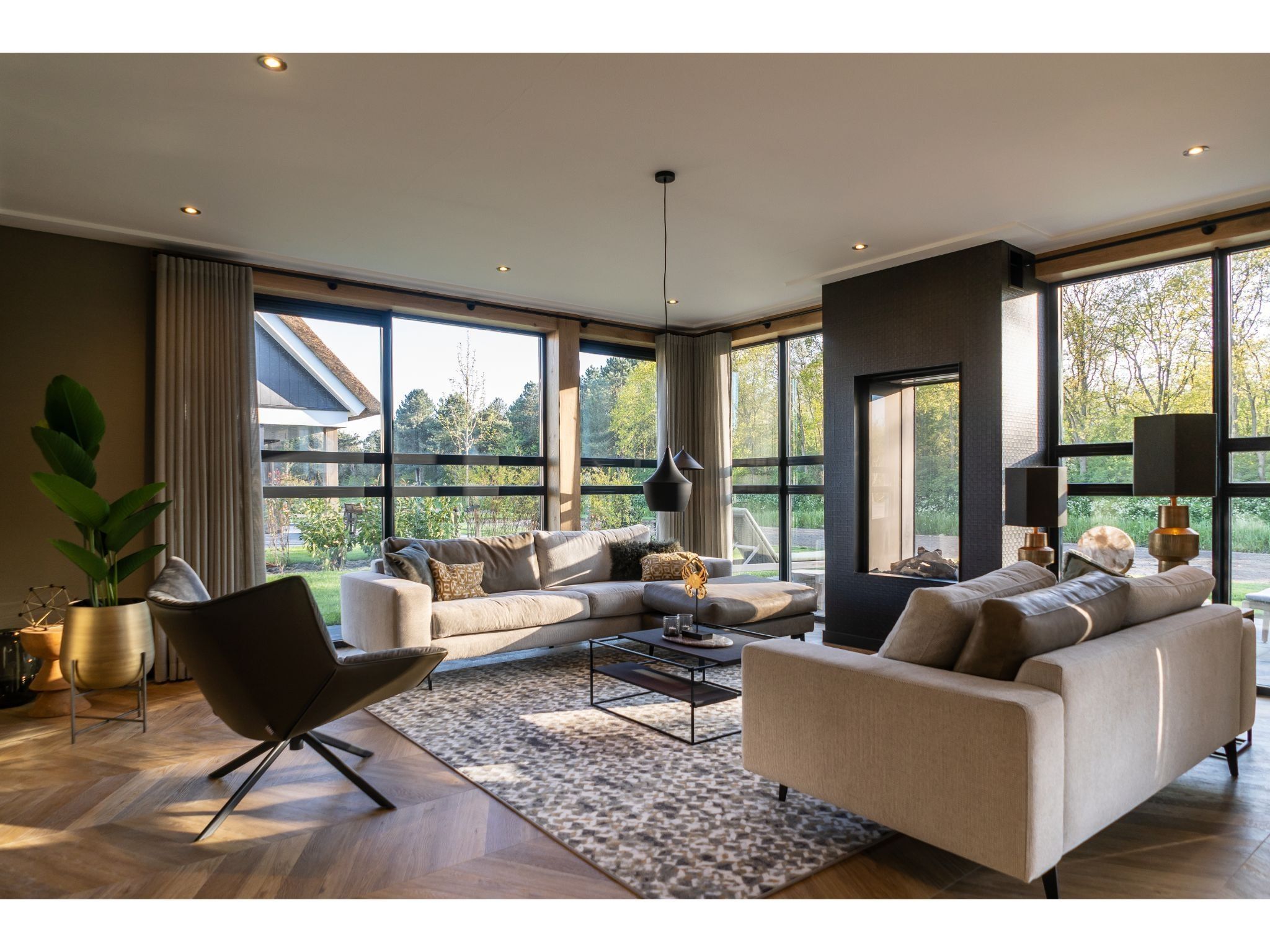 De woonkamer van Buytenveldt H2 in De Cocksdorp Texel