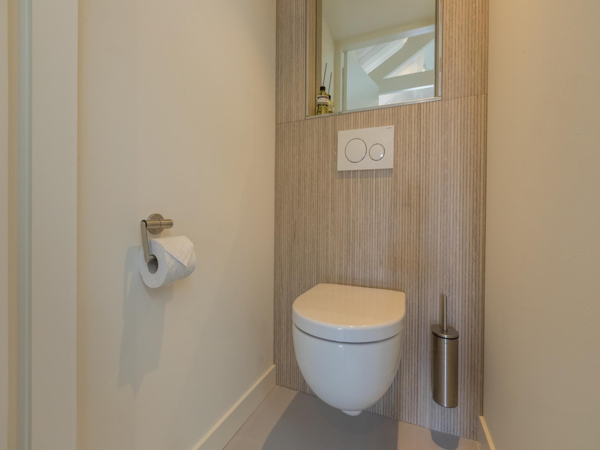 De badkamer van Duinenburg 23 in Domburg