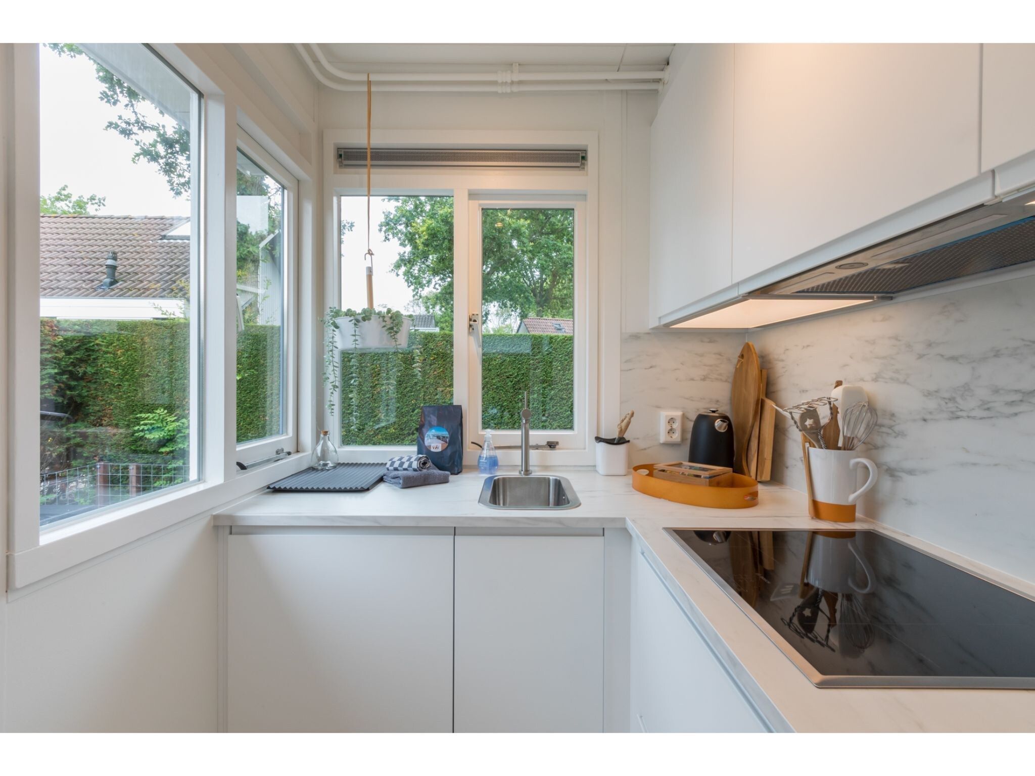 De keuken van Vakantiehuis Noordendolfer 2 huisje 49 in Zoutelande