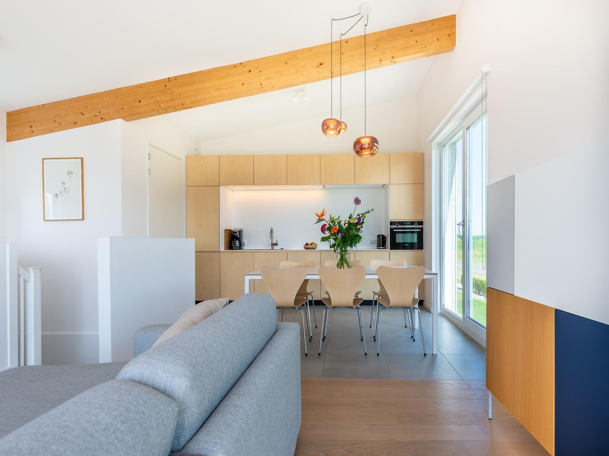 De woonkamer van Schotsmanweg 16 in Kamperland