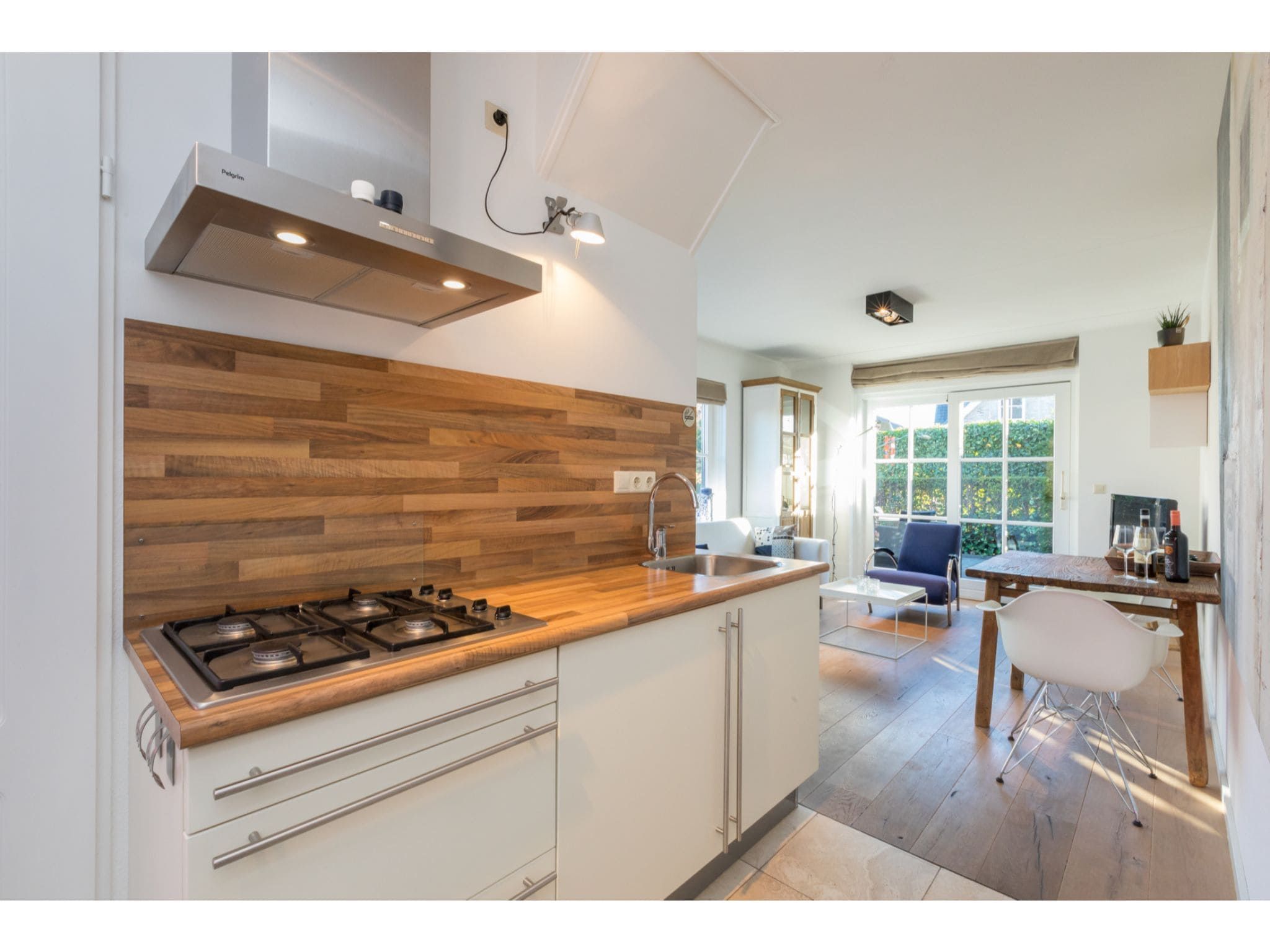 De keuken van Appartement - Borné  Zoutelande in Zoutelande