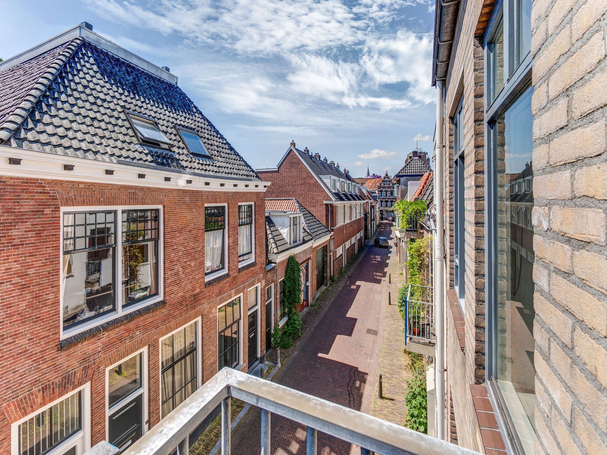 Het uitzicht vanaf Ruim appartement in centrum Leeuwarden in Leeuwarden