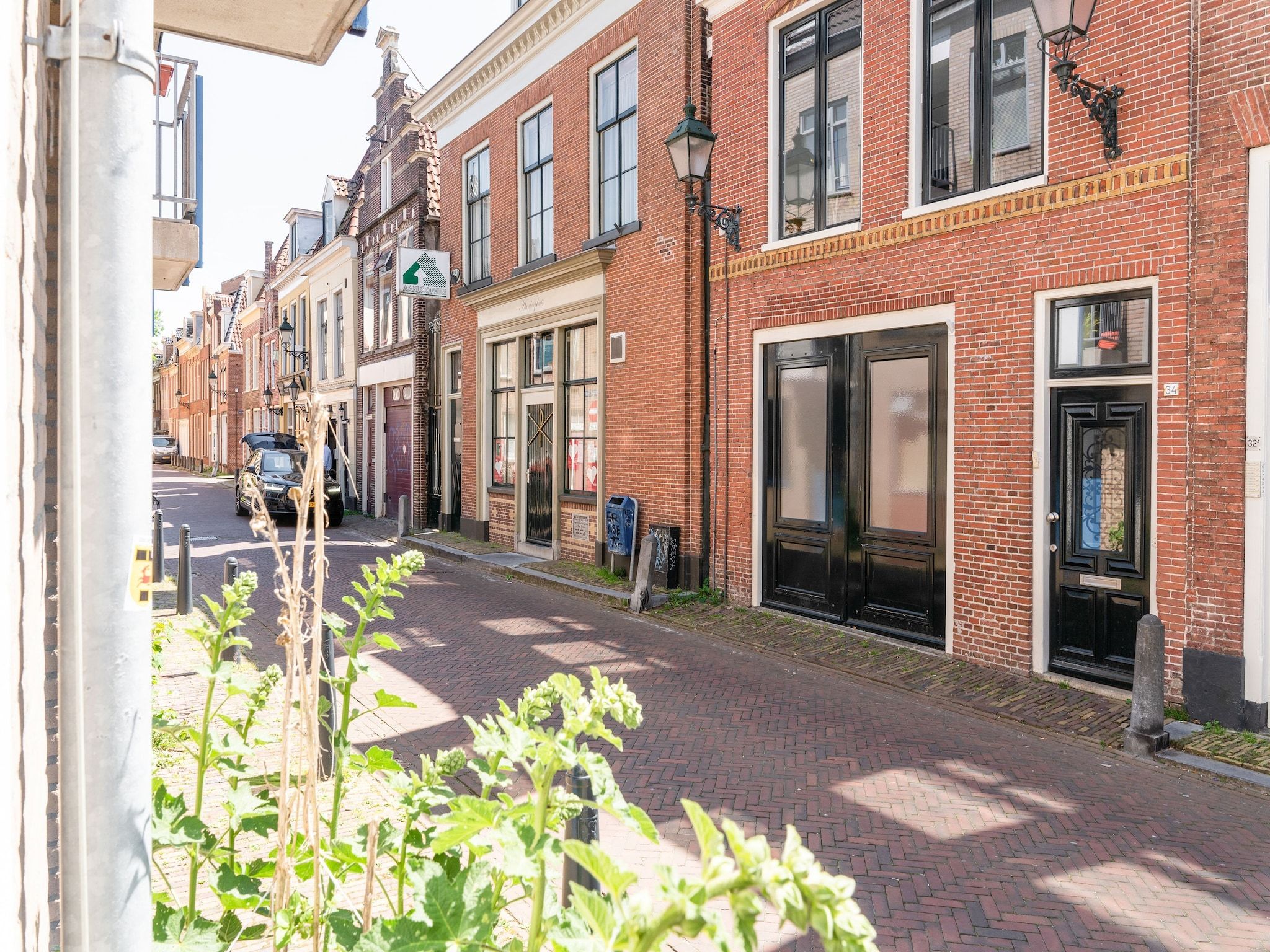 De buitenkant van Ruim appartement in centrum Leeuwarden in Leeuwarden